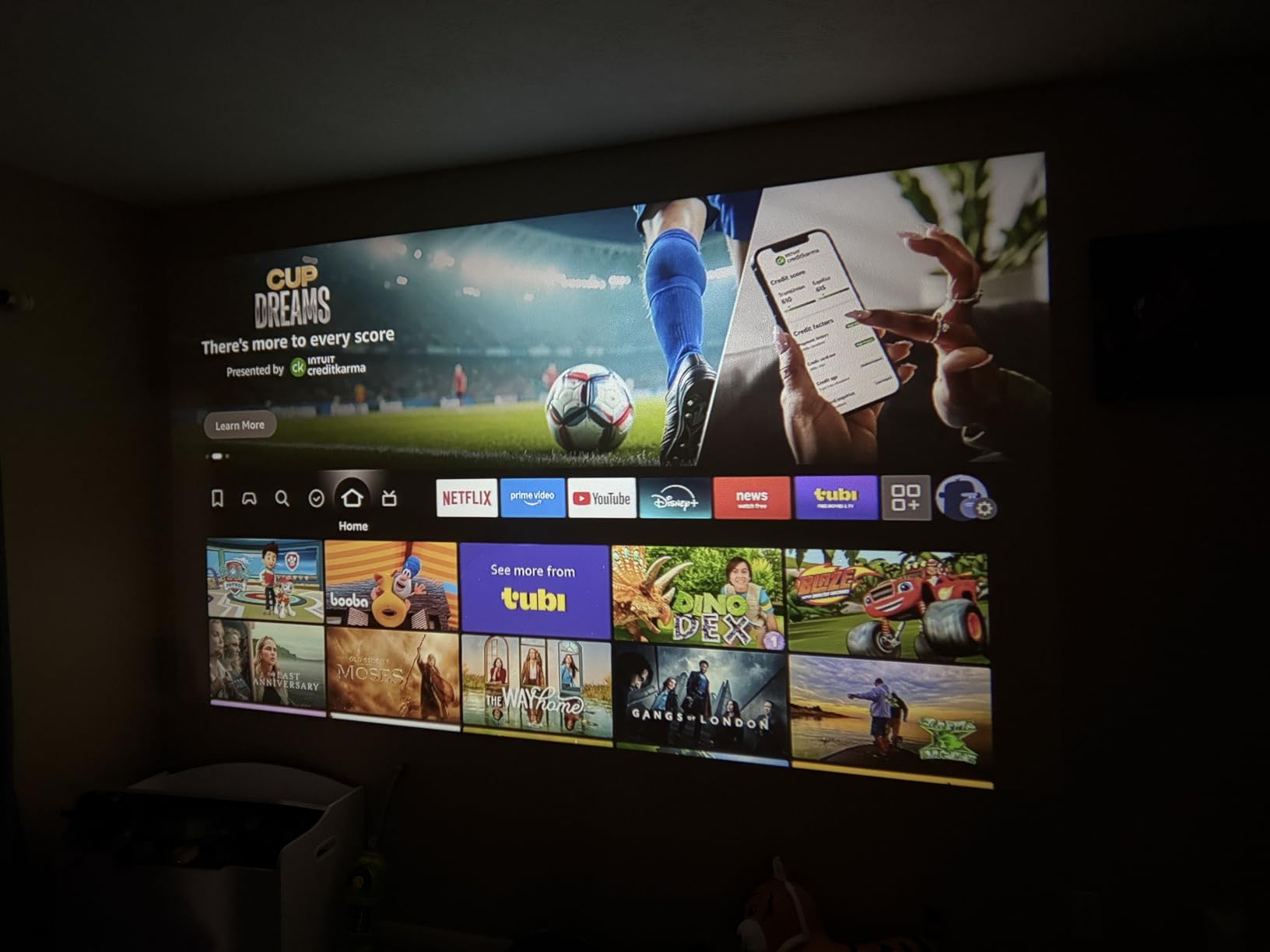 Mini Projector, Portable Projector with Wifi and Bluetooth, Built in Apps, Support 4K 1080P, 180° Rotation, Auto Keystone, Movie Projector Compatible With HDMI/USB/TV Stick/Smartphone/Laptop customer photo 2