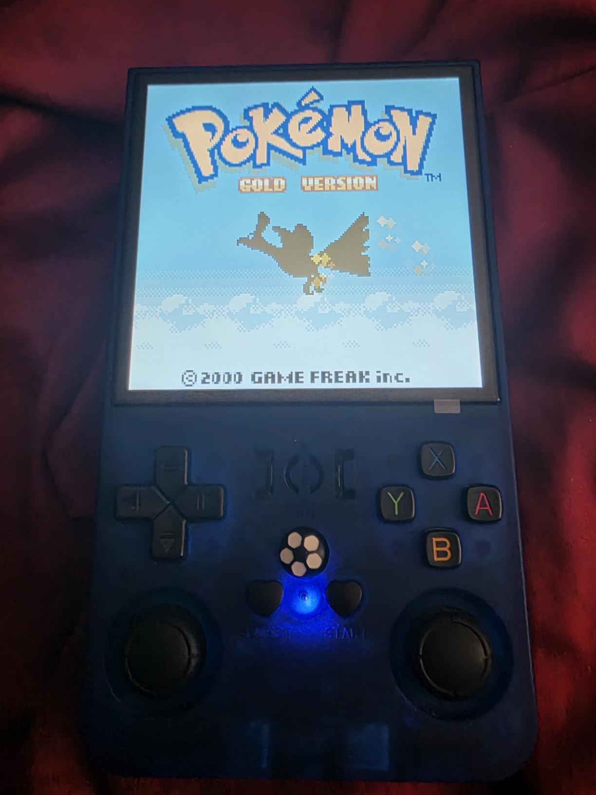 R36MAX Retro Handheld Game Console, 4.0-Inch IPS Display, 720x720 Resolution, Linux System, 64GB Support 18,000+ Classic Games, 4000mAh Battery, with Portable Case (White 64GB) customer photo 1