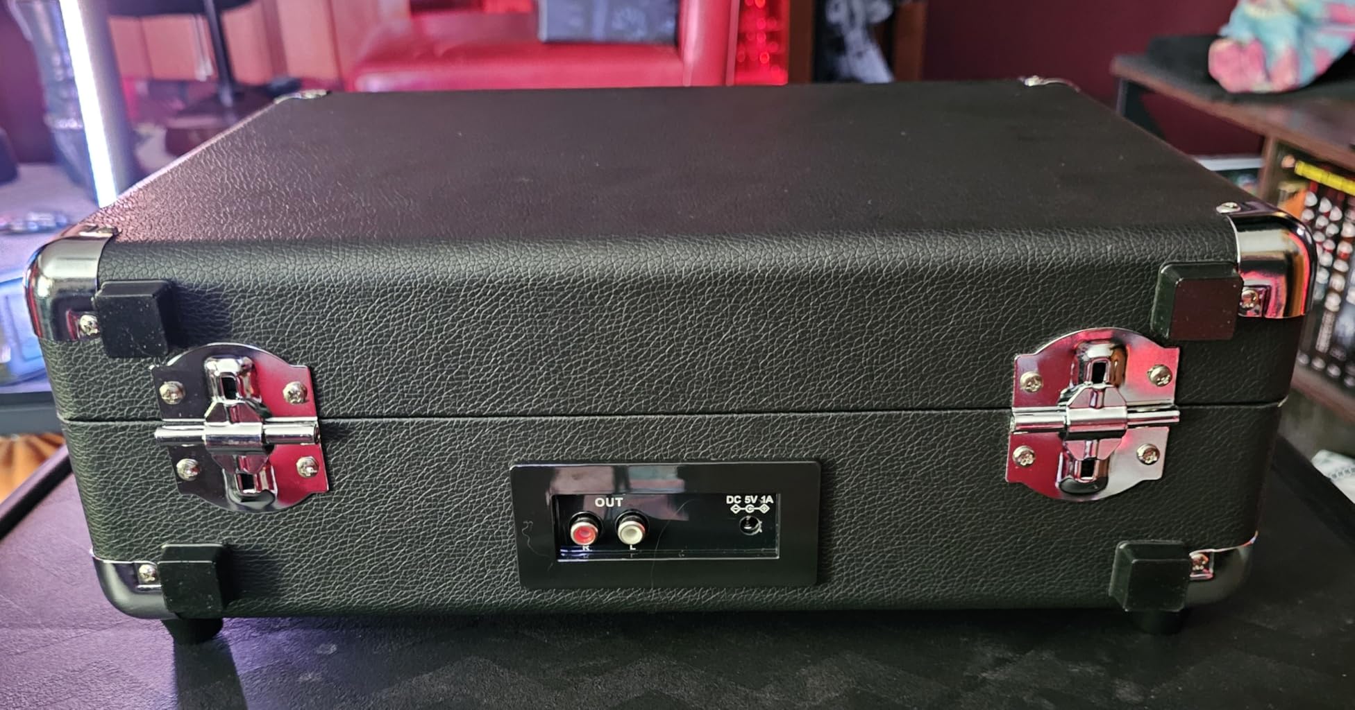 Victrola Journey II (2025 Model) - Bluetooth Suitcase Record Player - Built-in Stereo Speakers with Enhanced Bass, 3-Speed Turntable, Bluetooth Input and Output, RCA & Headphone Outputs (Green) customer photo 1