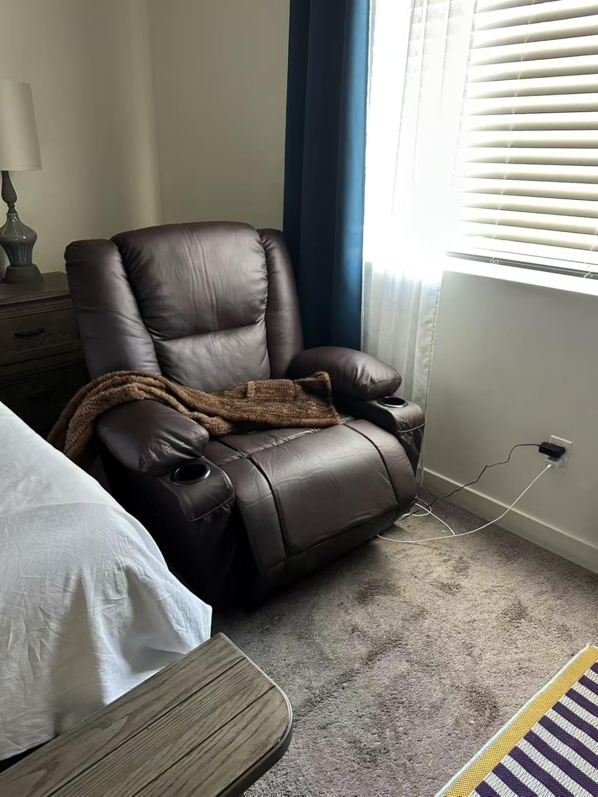 Faux Leather Rocker Recliner with Heat and Massage Cup Holders, Overstuffed Rocking Recliner Swivel Glider Chair for Nursery Heated Massaging Reclining Chair, Cream White customer photo 1