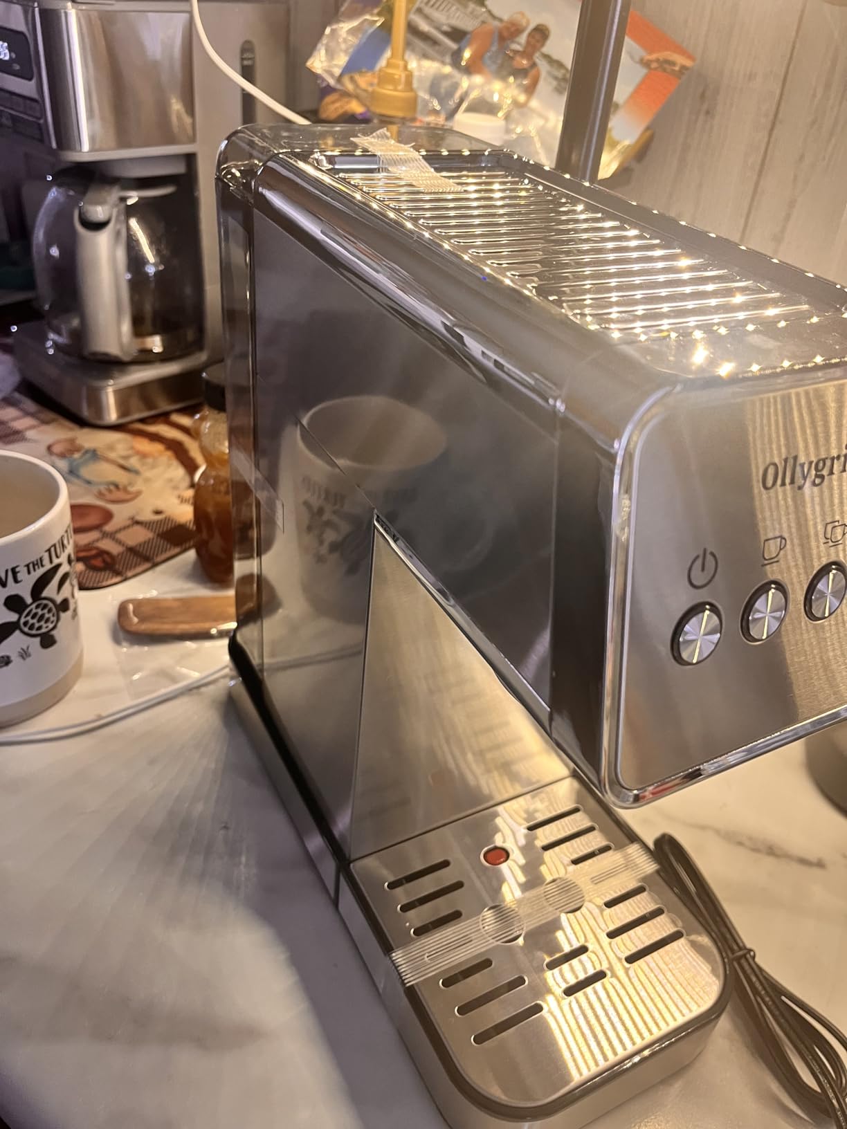 Ollygrin Semi-Automatic Espresso Machine with Grinder, 2-in-1 Coffee Machiner with Milk Frother, 20 Bar Pressure Coffee Maker, Removable Water Tank & Bean Hopper, Expresso Machine for Home Barista customer photo 1