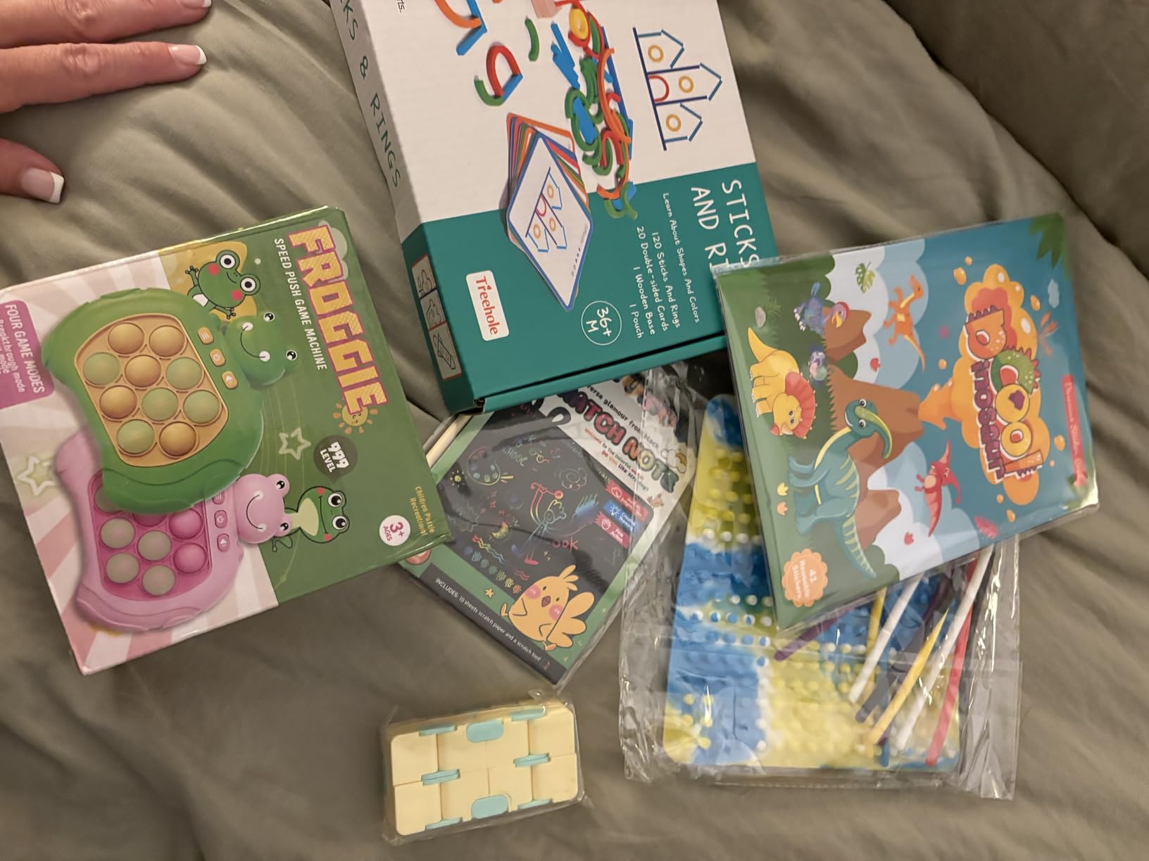 Calm Kids Sensory Kit - Screen-Free Activity Box for Kids Ages 3+| 6-Piece Busy Set (Green/Yellow) customer photo 2