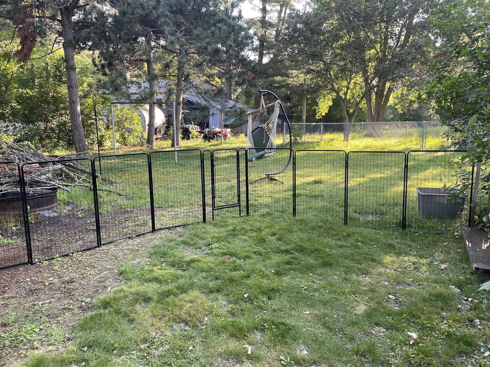 Yaheetech 24in 16 Panels Dog Playpen Metal Pet Fence for Yard RV Camping | Sturdy Heavy-duty Metal Frame with Secure Latch Gate, Tool-free Assembly, Folds Flat, Ideal for Small Dogs and Puppies customer photo 1