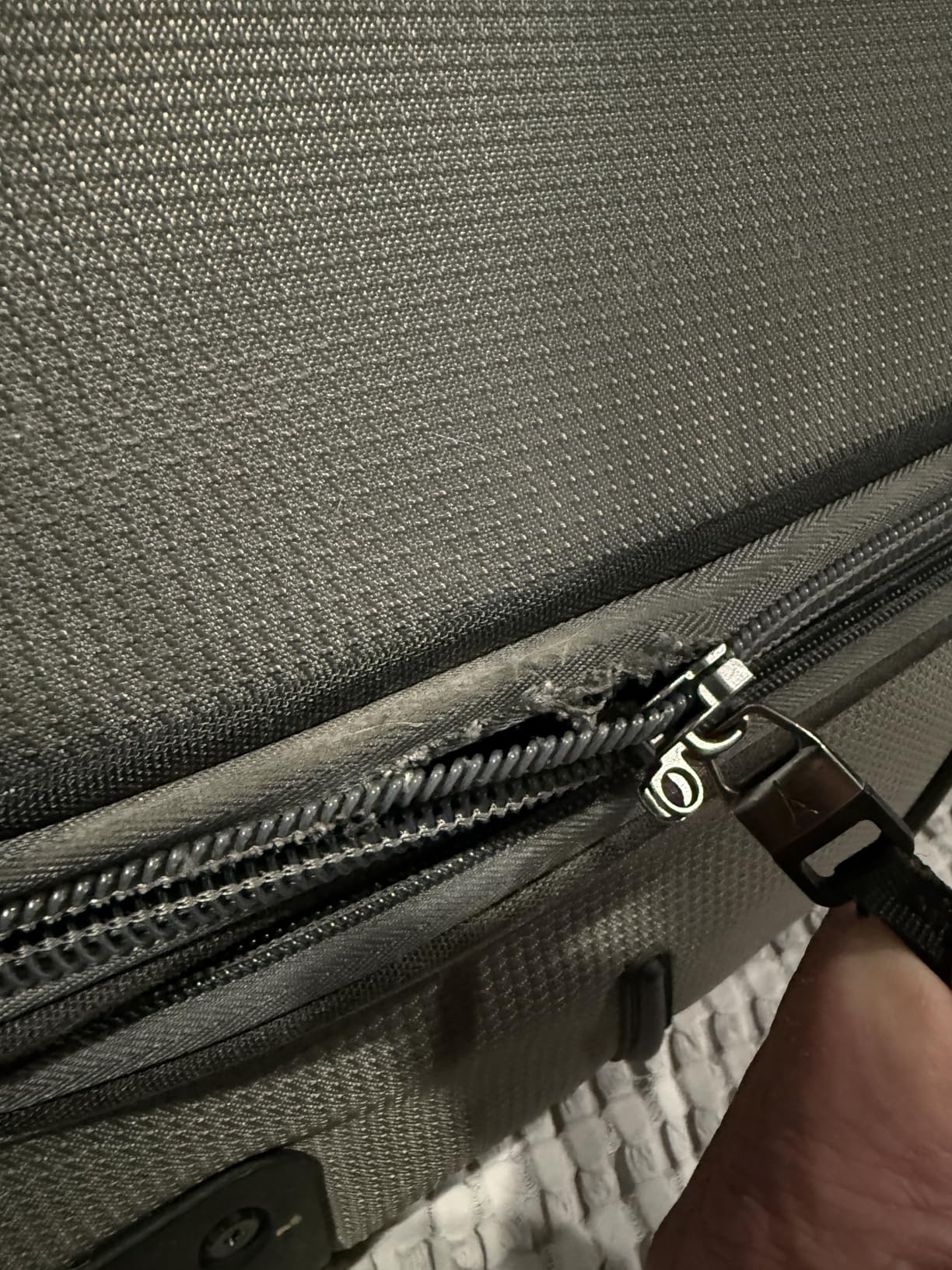 Travelpro Tpro Bold 2.0 30 Inch Drop Bottom Rolling Duffel customer photo 2
