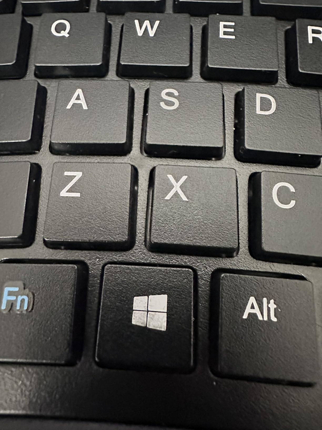 Kensington Pro Fit Ergonomic Wired Keyboard - Black (K75400US) customer photo 2