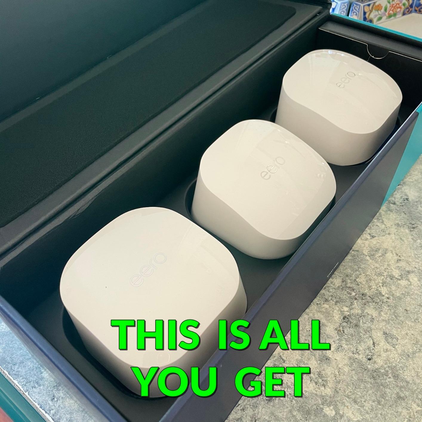 Amazon eero 6 mesh wifi add-on extender - Add up to 1,500 sq. ft. of Wi-Fi 6 coverage. Required eero mesh wifi system not included customer photo 1