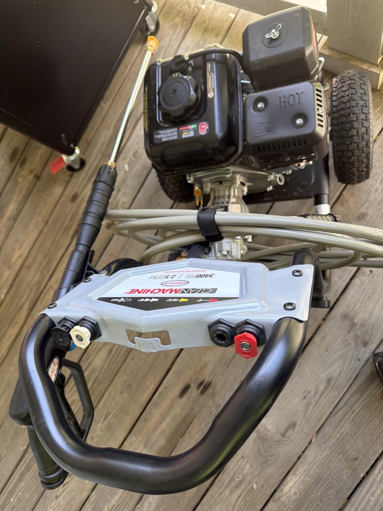 Simpson 3400 PSI Gas Pressure Washer, 2.5 GPM Residential Power Washer, Cold Water, 25' Hose, Clean Machine, 49-State Compliant (CM61083) customer photo 1