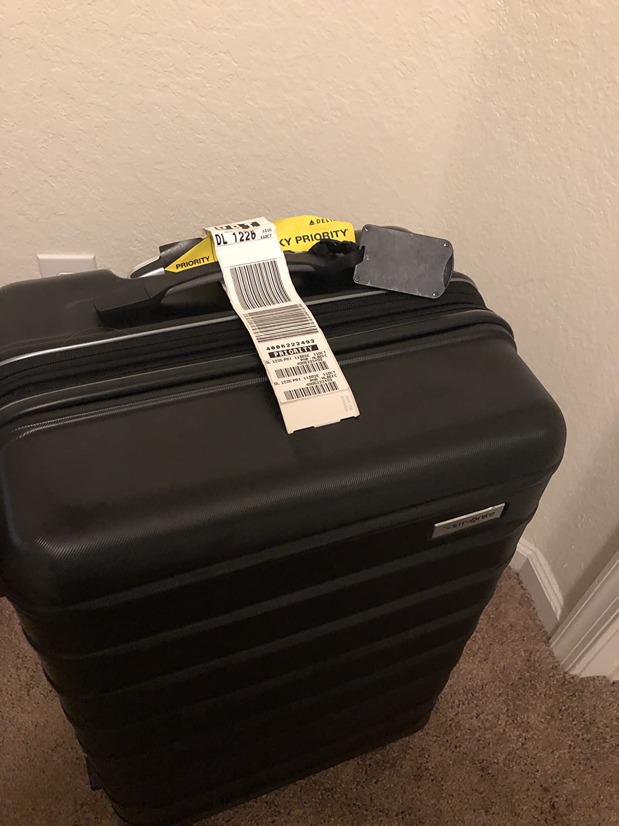 Samsonite Omni 2 Hardside Expandable Spinner Wheel Luggage, Checked Medium 24 in, Nova Teal customer photo 2