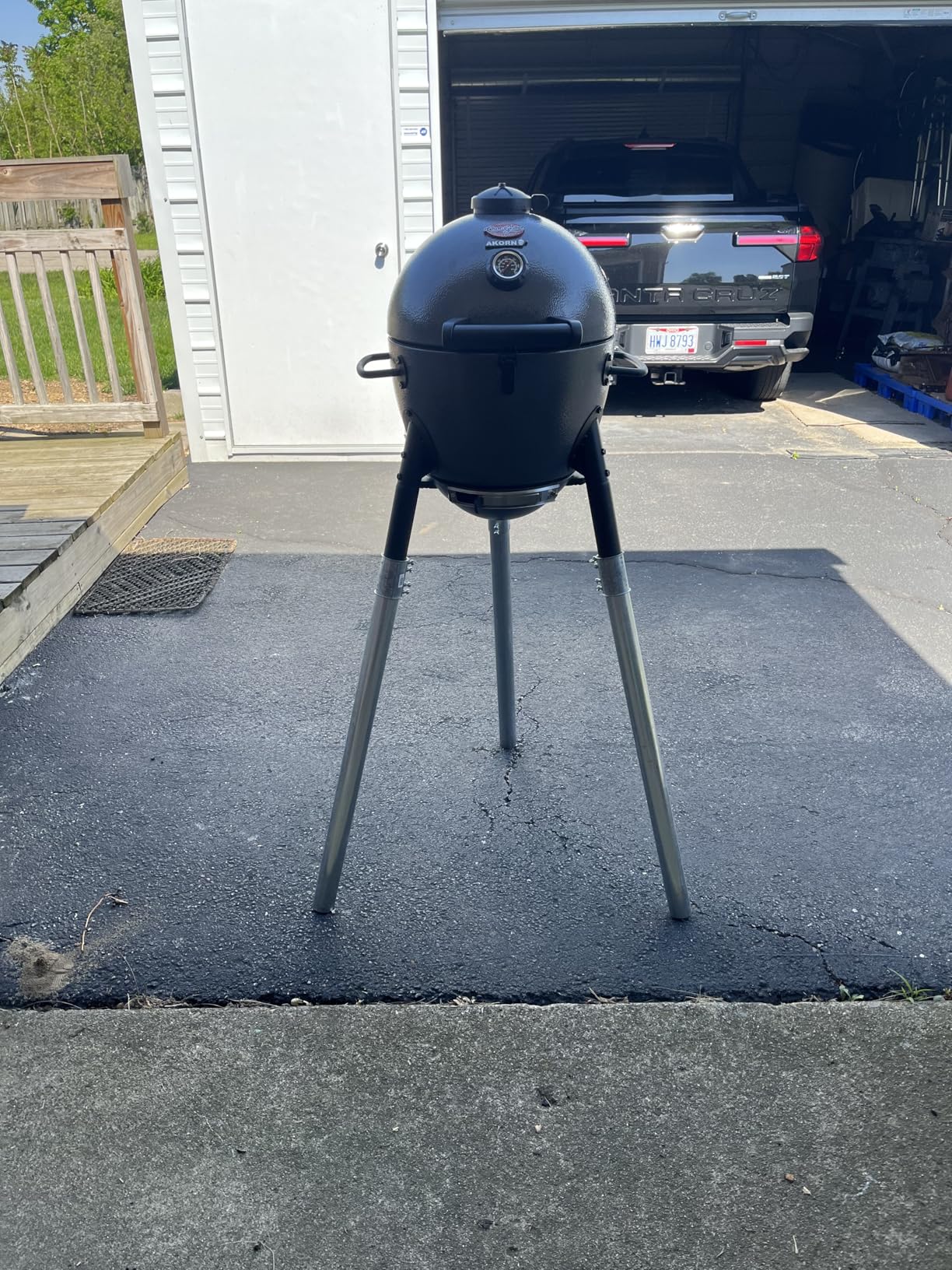 Char-Griller AKORN Jr. Portable Kamado Charcoal Grill and Smoker with Cast Iron Grates and Locking Lid, 155 Cooking Square Inches in Ash customer photo 2