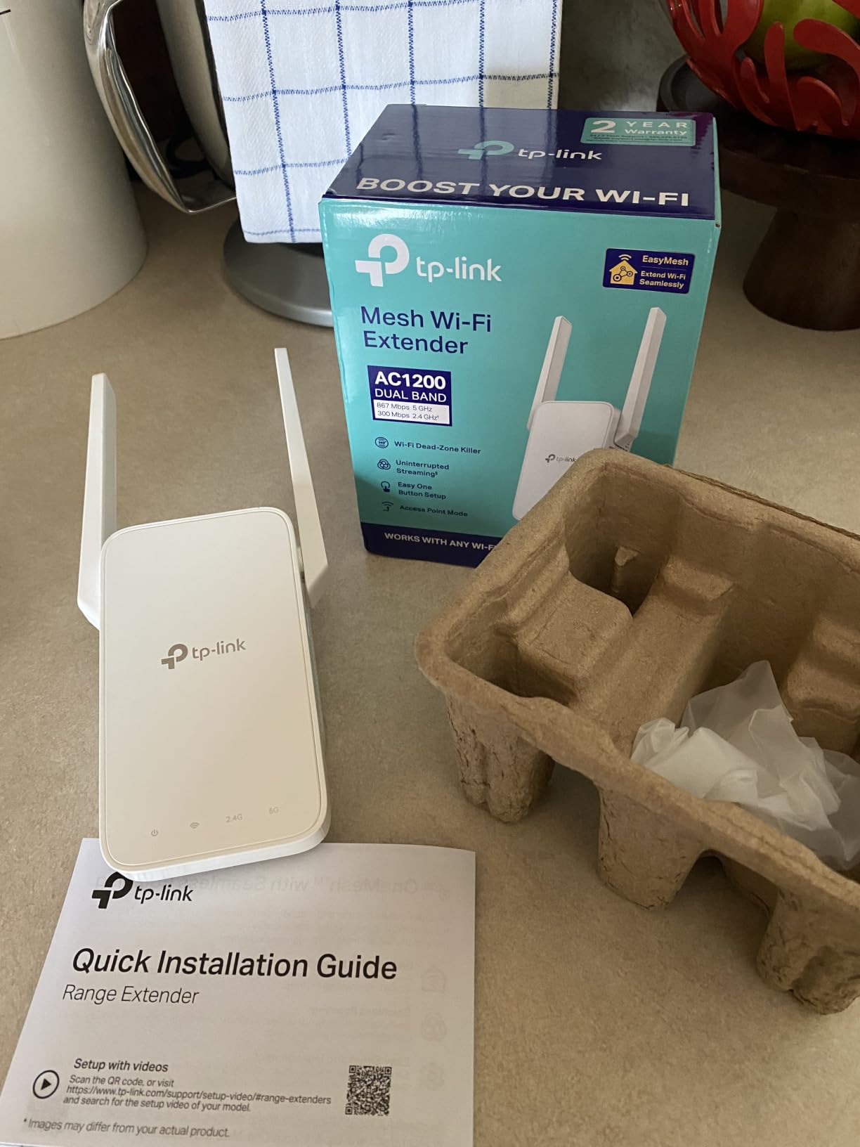TP-Link AC1200 WiFi Extender (RE315) - 1.2Gbps Home Signal Booster, Dual Band 5GHz/2.4GHz, Up to 1600 Sq.ft and 32 Devices, EasyMesh Compatible, One Ethernet Port customer photo 2