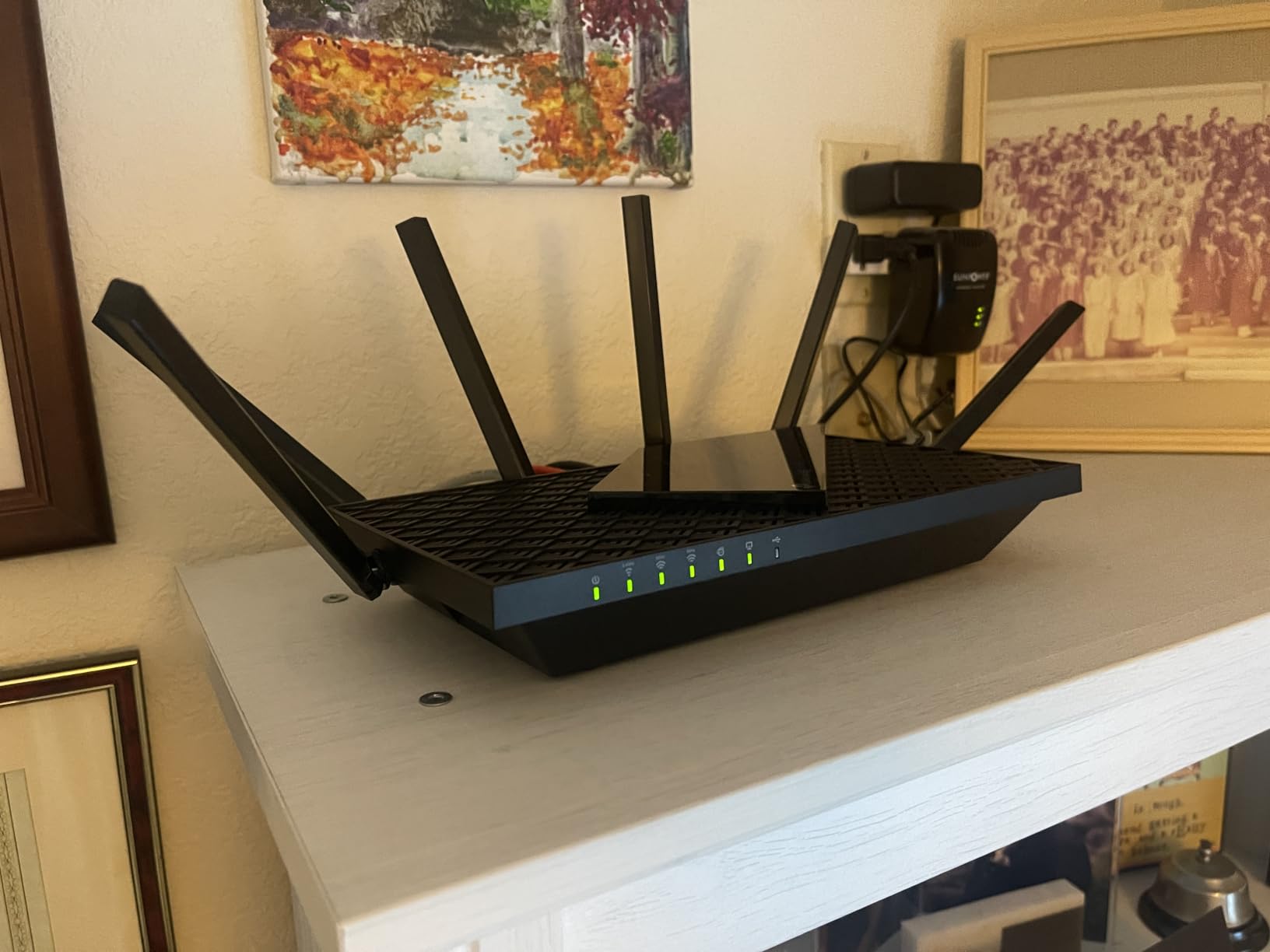 TP-Link AXE5400 Tri-Band WiFi 6E Router (Archer AXE75), 2025 PCMag Editors' Choice, 2.5Gbps WAN Port for Gaming & Streaming customer photo 1