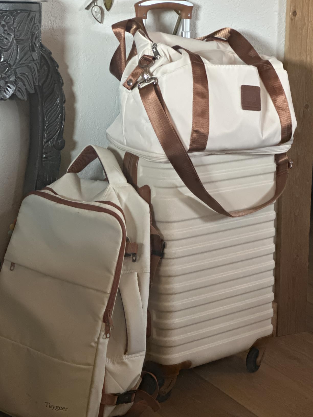 Coolife Luggage Sets Suitcase Set 3 Piece Luggage Set Carry On Hardside Luggage with TSA Lock Spinner Wheels (White, 3 piece set (DB/TB/20)) customer photo 2