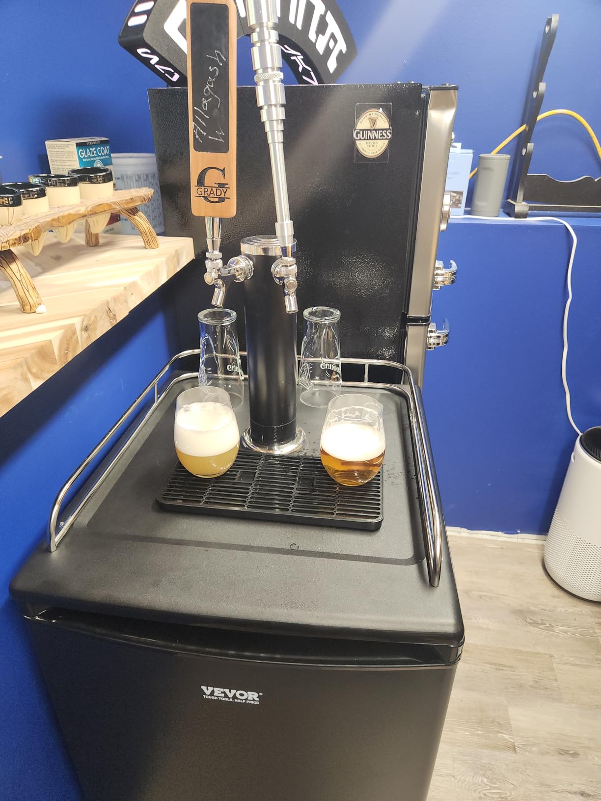 VEVOR Beer Kegerator, Dual Tap Commercial Draft Beer Dispenser for D system, Full Size Keg Refrigerator with 5lbs CO2 Tank, Black customer photo 1