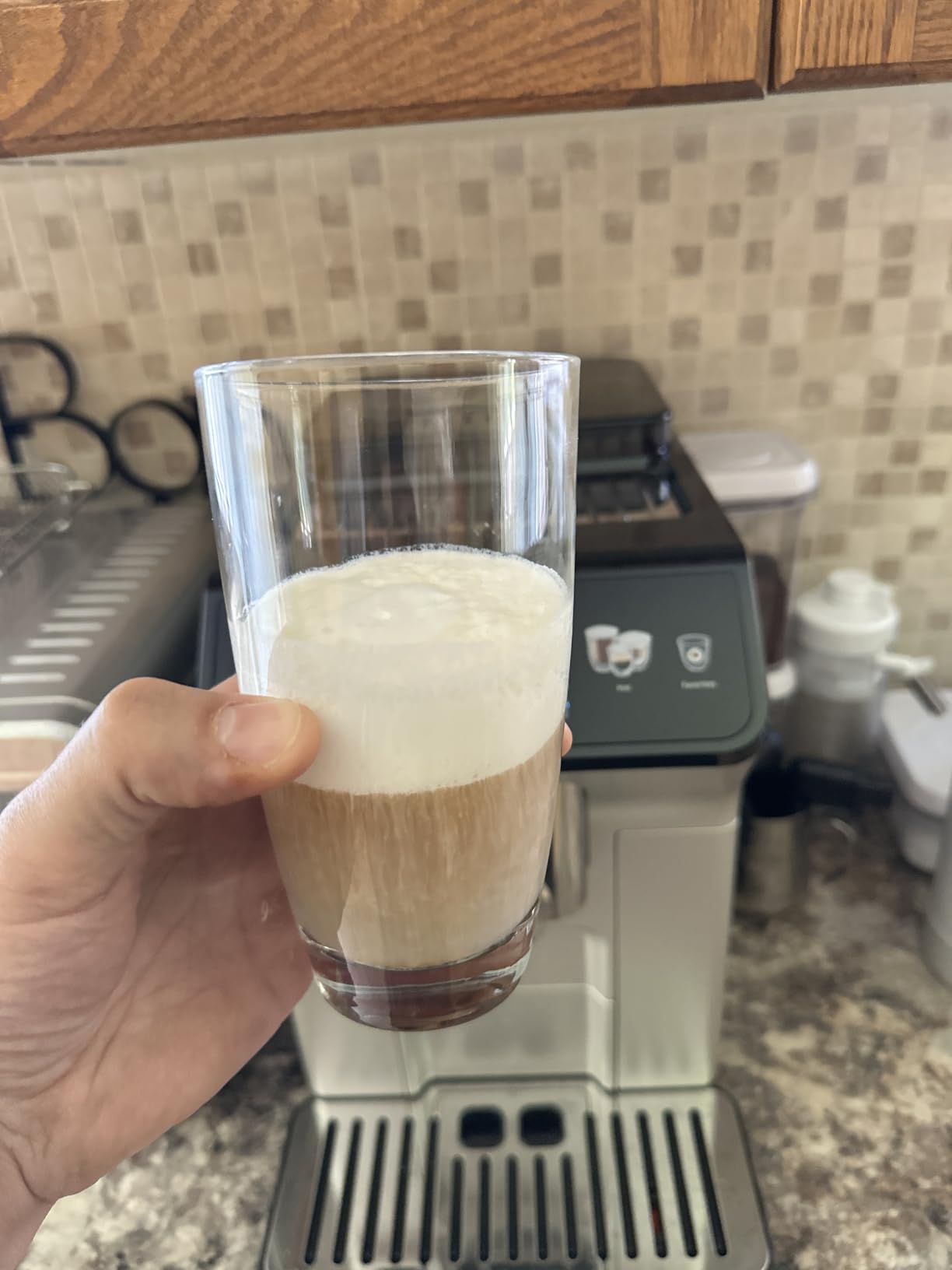De'Longhi Eletta Explore Espresso Machine with Cold Brew, Hot & Cold Milk Frother - 50+ Recipes, Built in Grinder, Smartphone Compatible with Bean Adapt Technology for Ideal Extraction customer photo 2