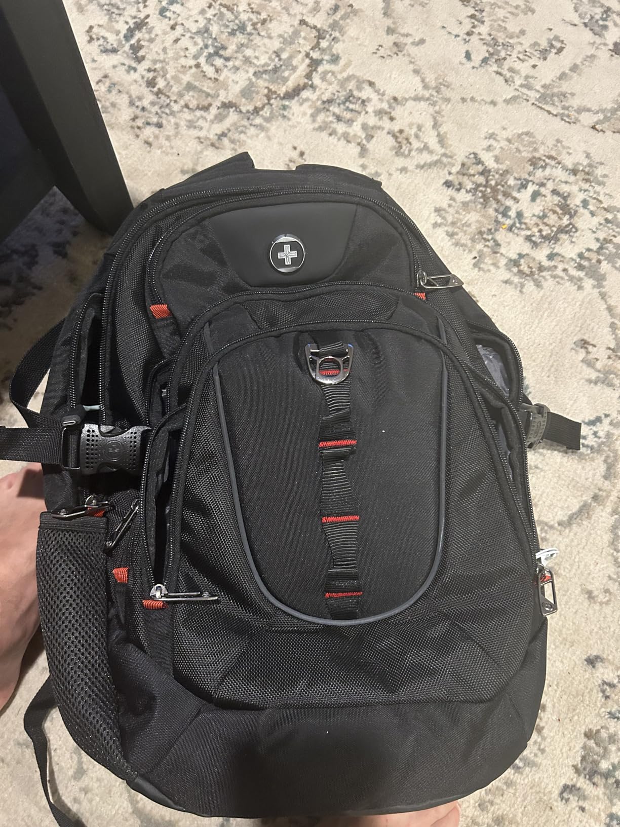 Swissdigital Design Laptop Backpack with USB Charging Port, Travel Backpack Fits 15.6 inches Computer, 31L College School Backpack for Men, Blue/Black | SD803-12 customer photo 2