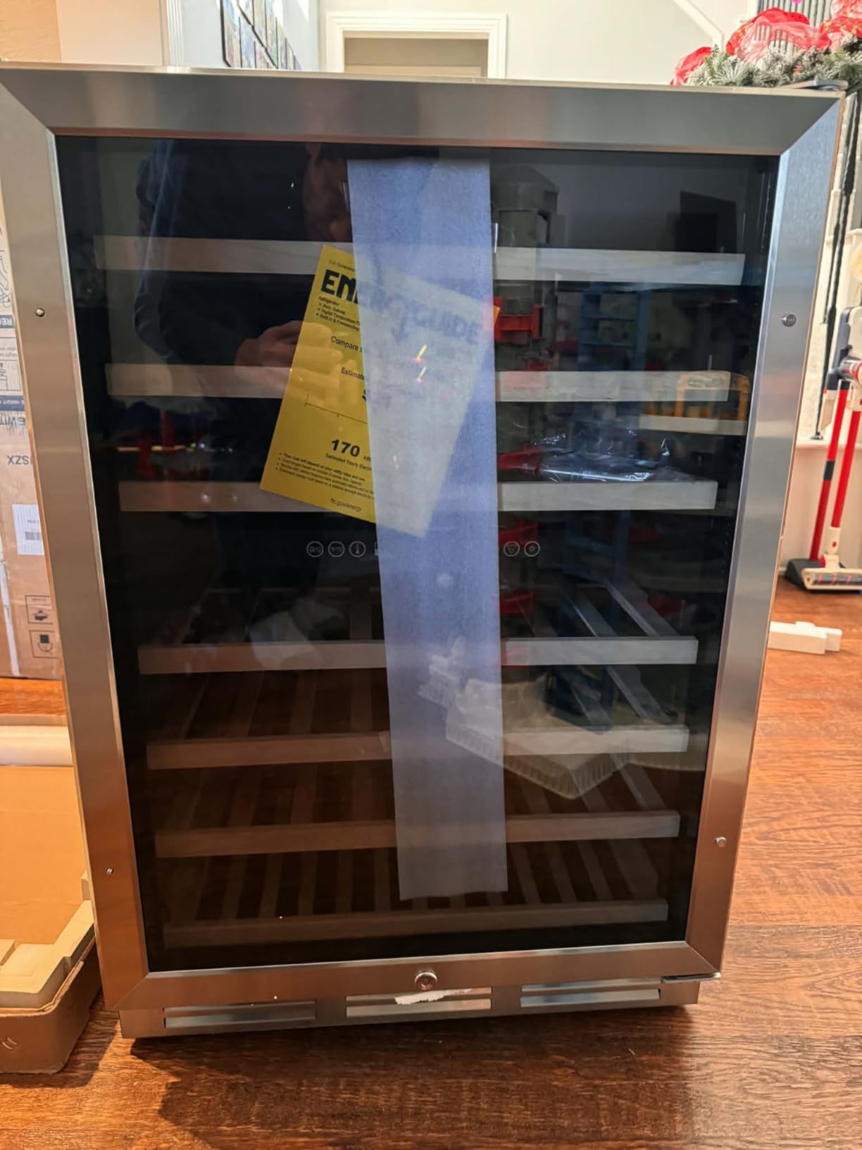 Icyglee 15 Inch Dual Zone Wine Fridge, 30 Bottles Under Counter Wine Cooler Refrigerator with Double-Layer Glass Door for Home Office Bar, Built-in Wine Refrigerator with Security Lock, 40-65F customer photo 2