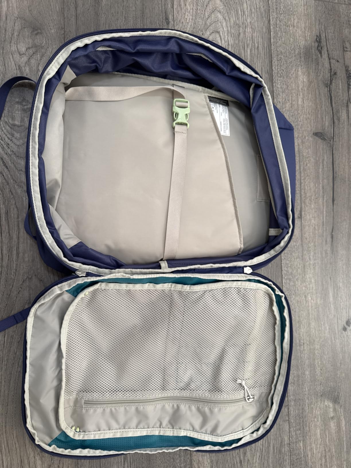 Osprey Daylite Expandable 26+6 Travel Pack, Tunnel Vision Grey Amazon Exclusive customer photo 1