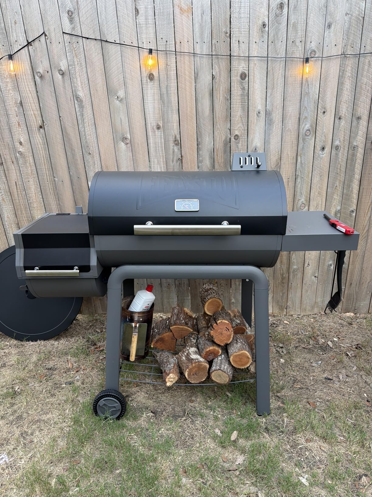 Feasto Heavy-Duty 30-Inch Charcoal Grill with Offset Smoker Grill, Side Table & 815 Sq. In Cooking Space, Outdoor BBQ Grill for Outdoor Barbecue in Backyard, Patio and Parties, Black customer photo 2