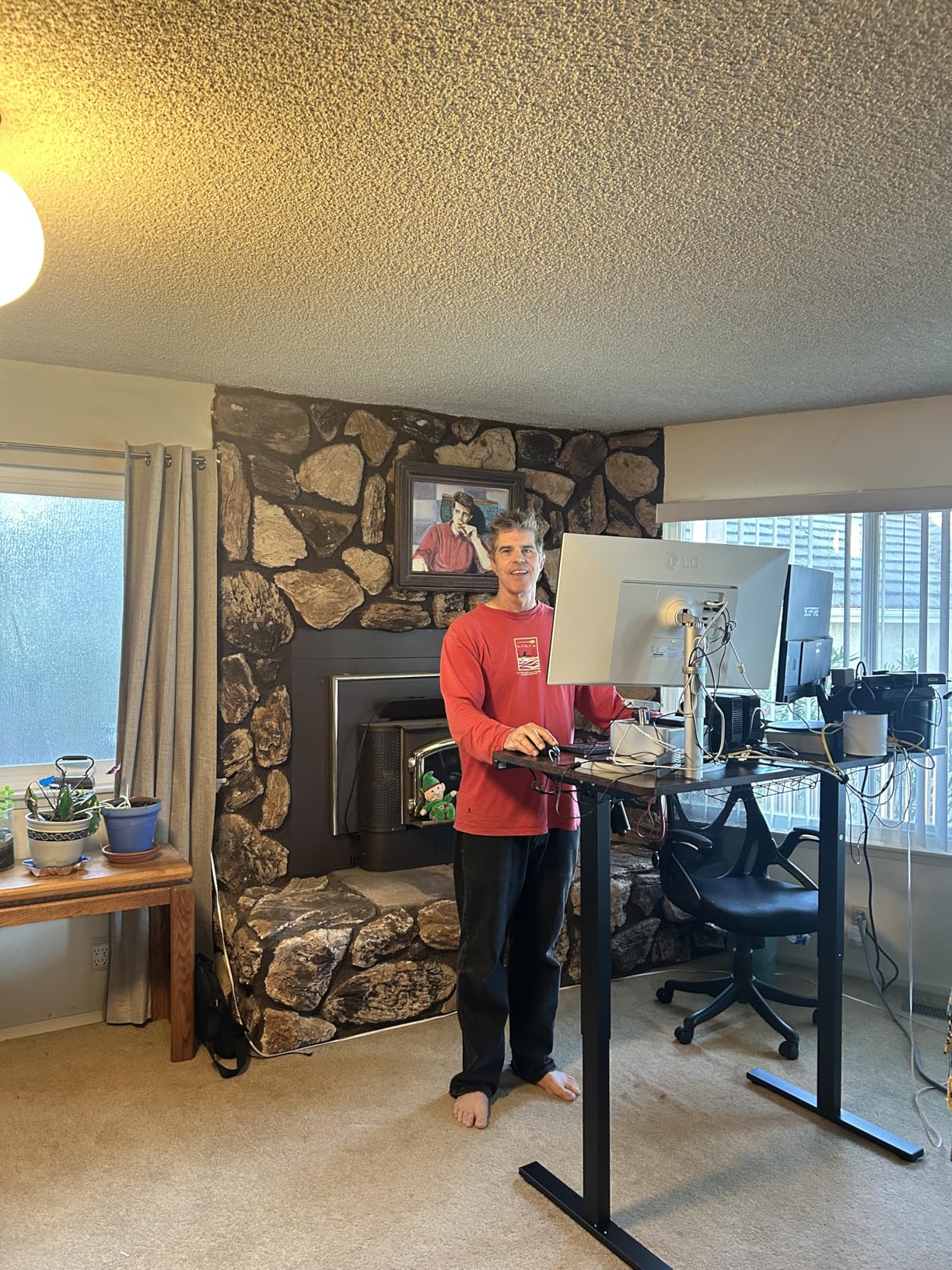 SIAGO Electric Standing Desk Adjustable - 48 x 24 Inch Sit Stand up Desk with 0.8 Inch Thick Tabletop - Adjustable Height Table with 3 Memory Preset, Cable Management for Home Office customer photo 2
