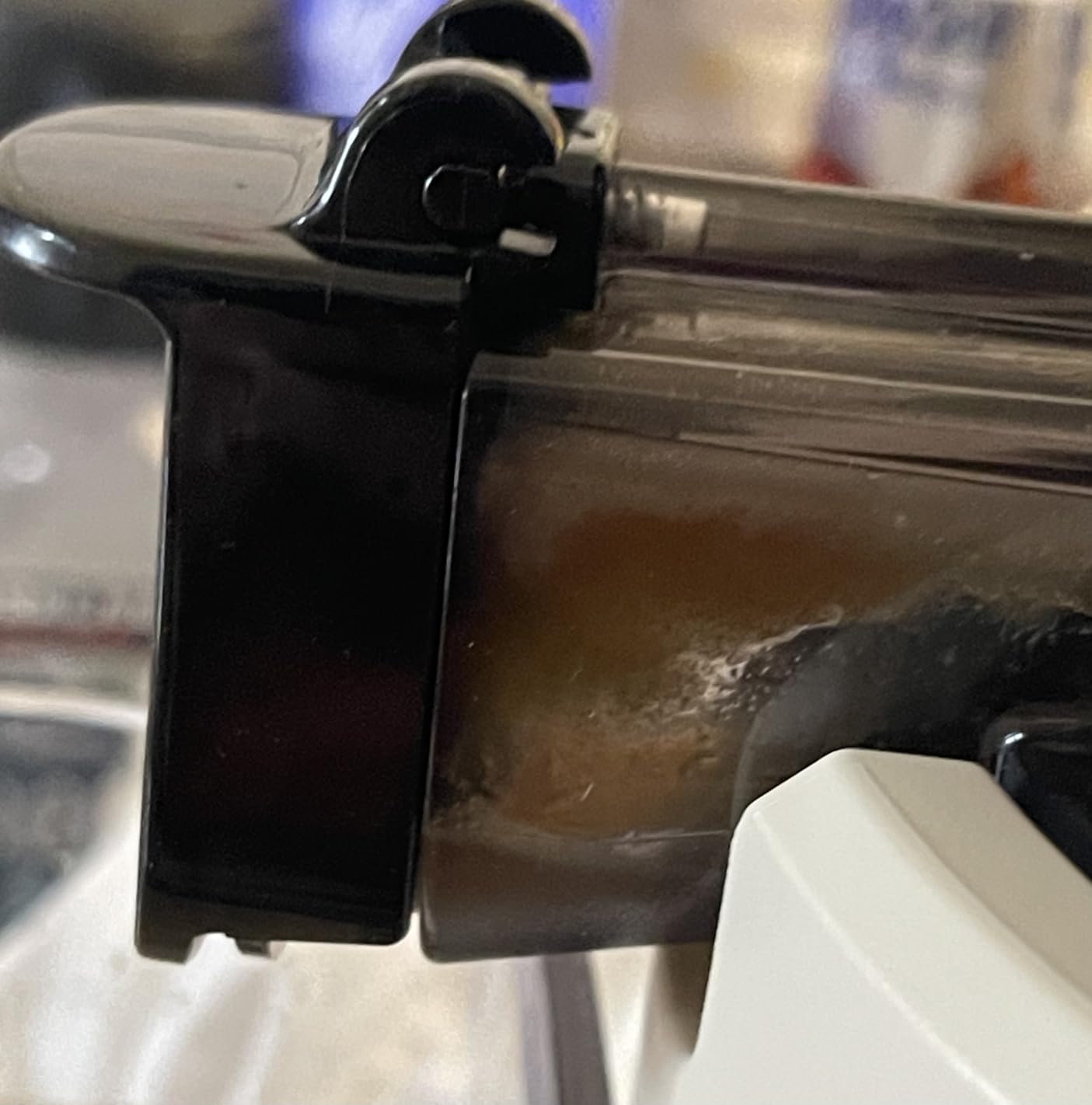Hurom H330 Cold Press Juicer Machine - Charcoal - Self-Feeding Masticating Slow Juicer for Whole Fruits & Vegetables, Quiet Motor, BPA-Free, Easy Clean, Eco-Friendly, 15-Year Warranty, Made in Korea customer photo 1