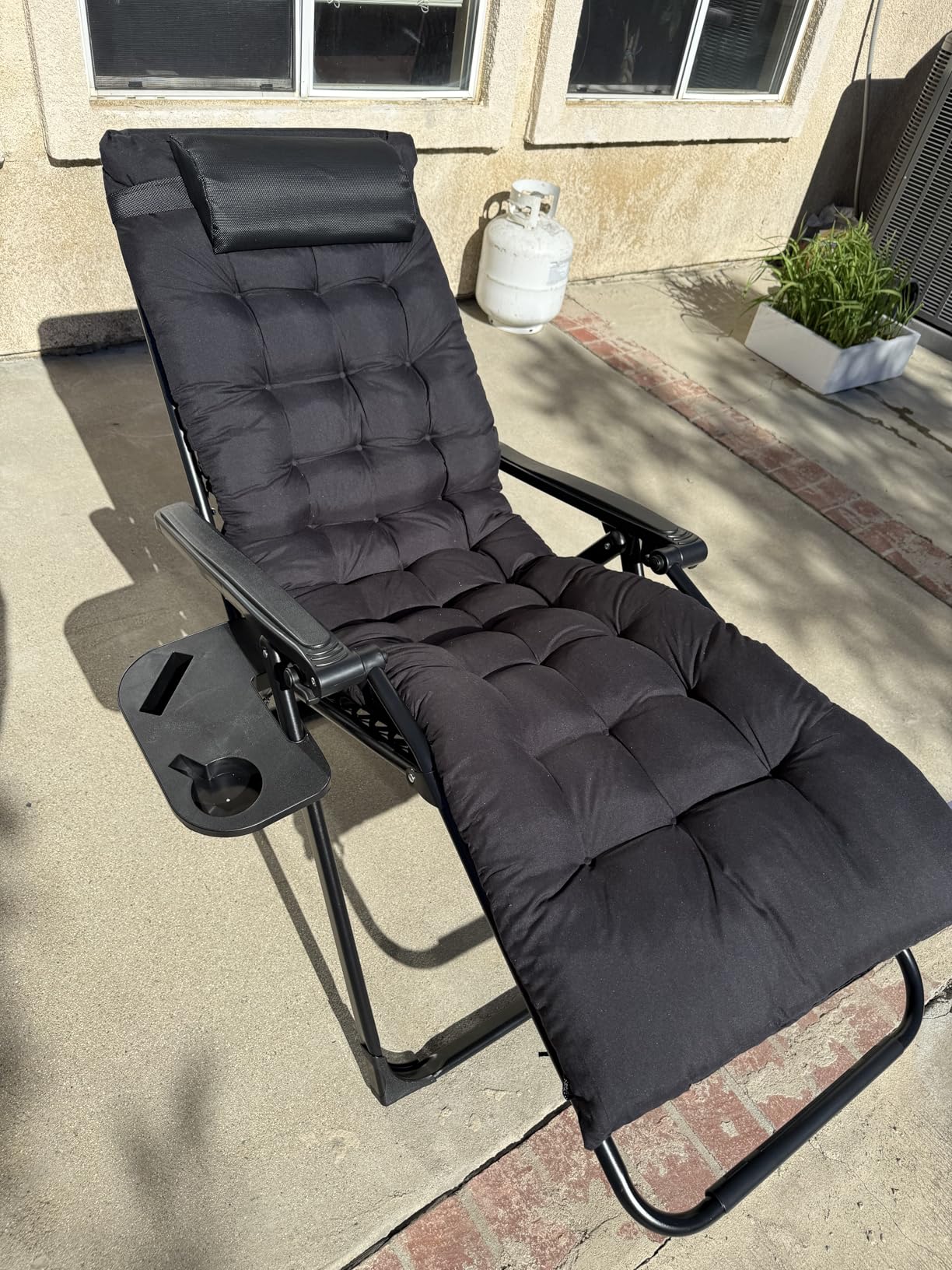 NEWBULIG Zero Gravity Chair, Folding Patio Recliner with Removable Cushion & Cup Holder Trays, Portable Lounge Chair for Beach & Camping, Classic Black customer photo 1