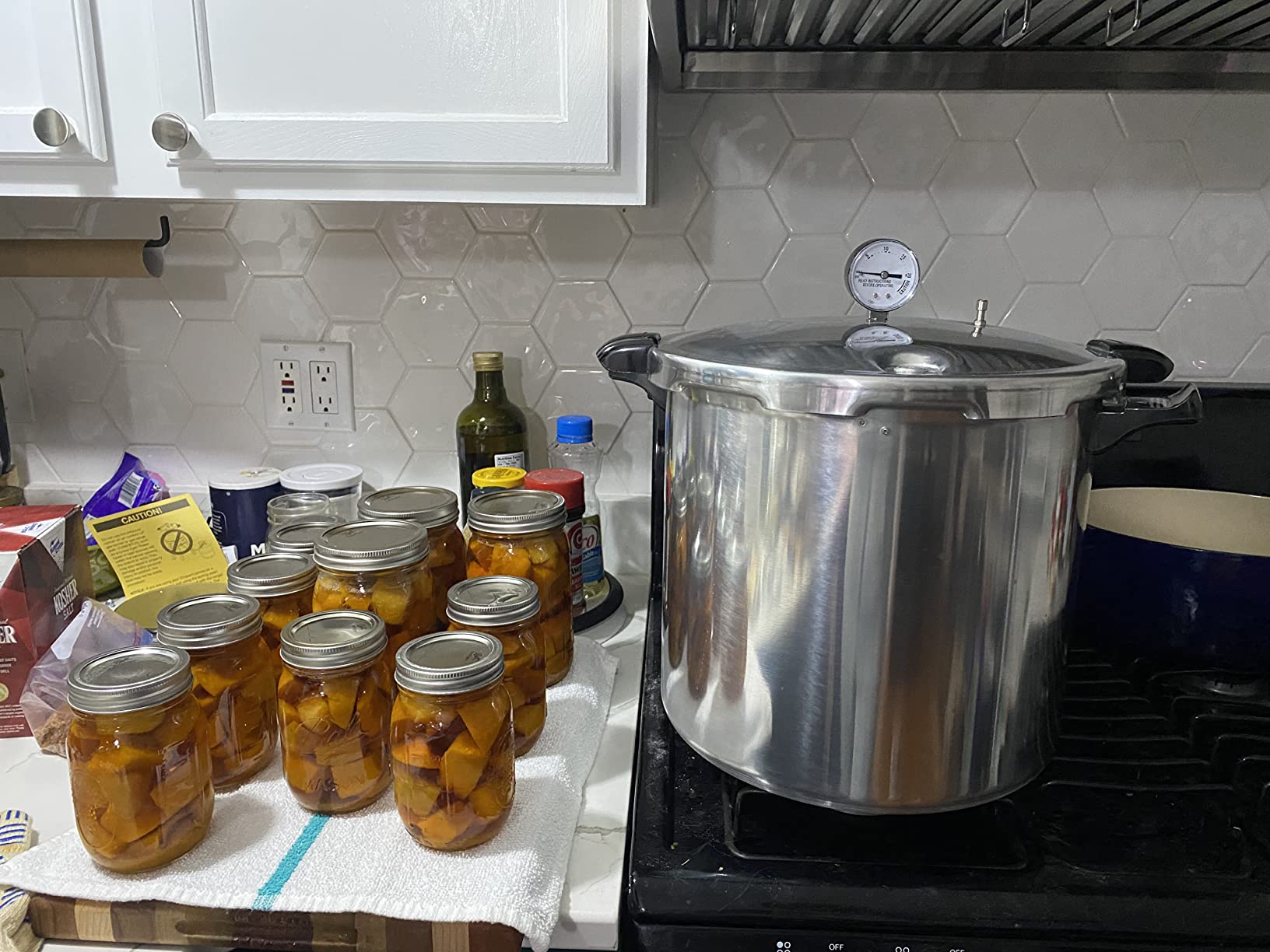 Presto 01781 23-Quart Pressure Canner and Cooker customer photo 2