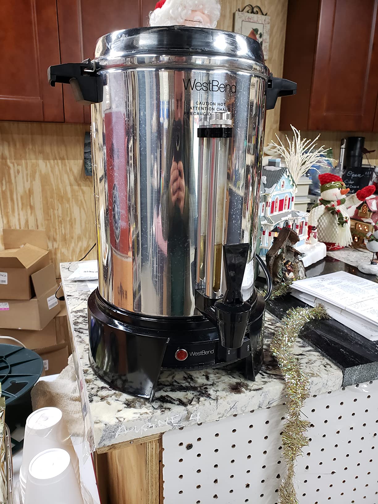 West Bend Commercial Coffee Urn Highly-Polished Aluminum Features Automatic Temperature Control Large Capacity with Quick Brewing Smooth Prep and Easy Clean Up NSF Approved, 55-Cup, Silver customer photo 2