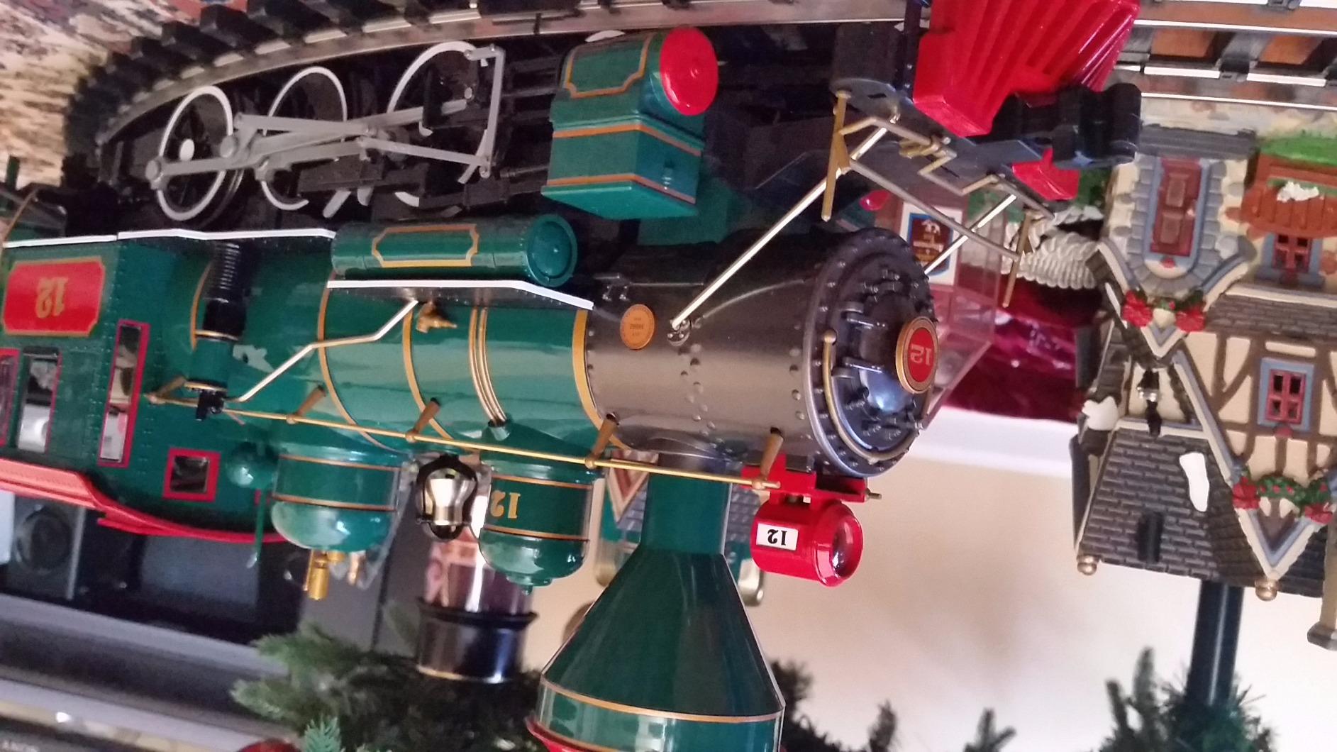 Lionel Night Before Christmas Ready To Run Electric Train Set - Large G Scale customer photo 1