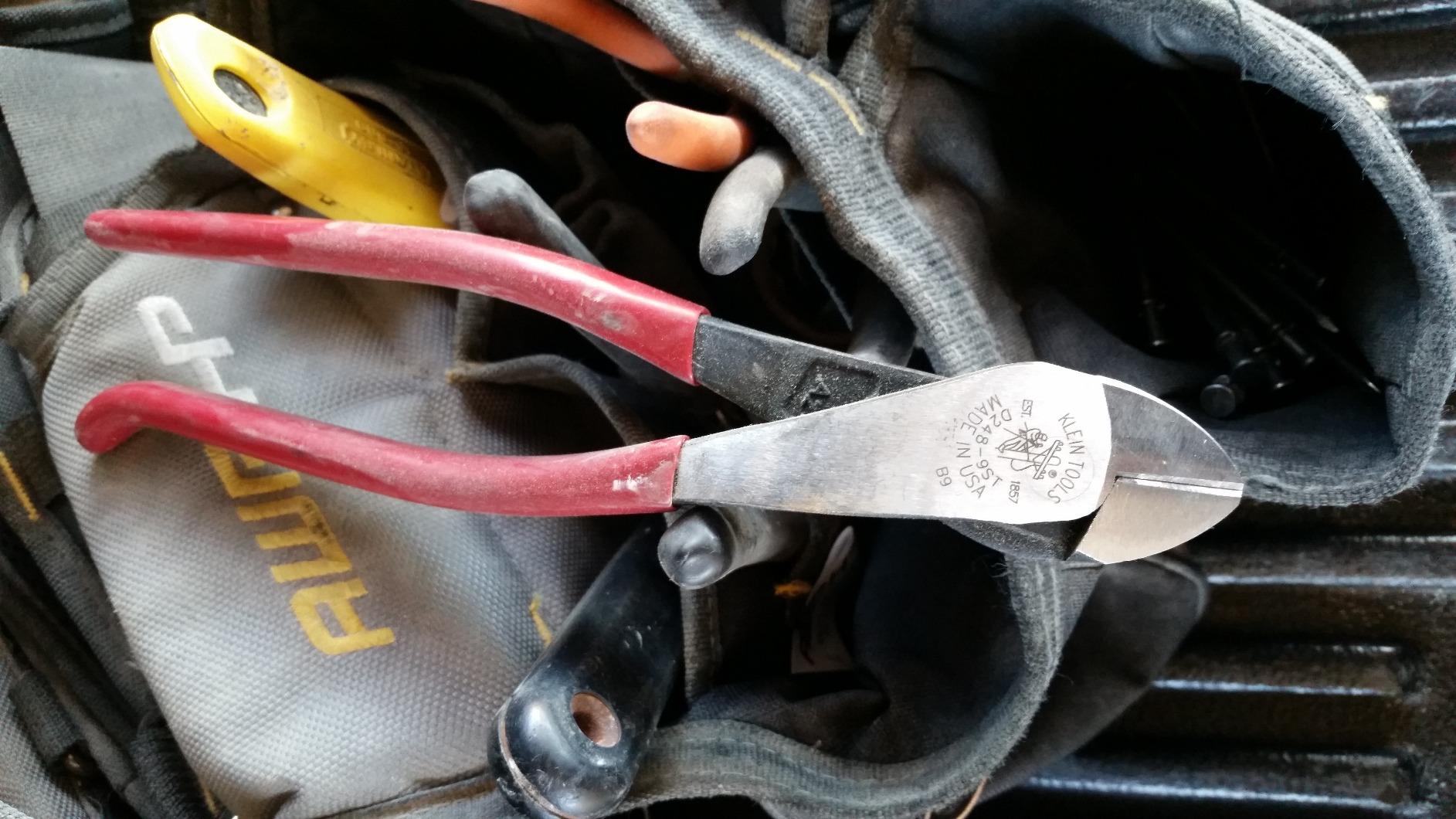 Klein Tools D248-9ST Diagonal Cutting Pliers, Made in USA, Ironworker's Diagonal Cutters with High Leverage Design, Works as Rebar Cutter and Rebar Bender, 9-Inch customer photo 2