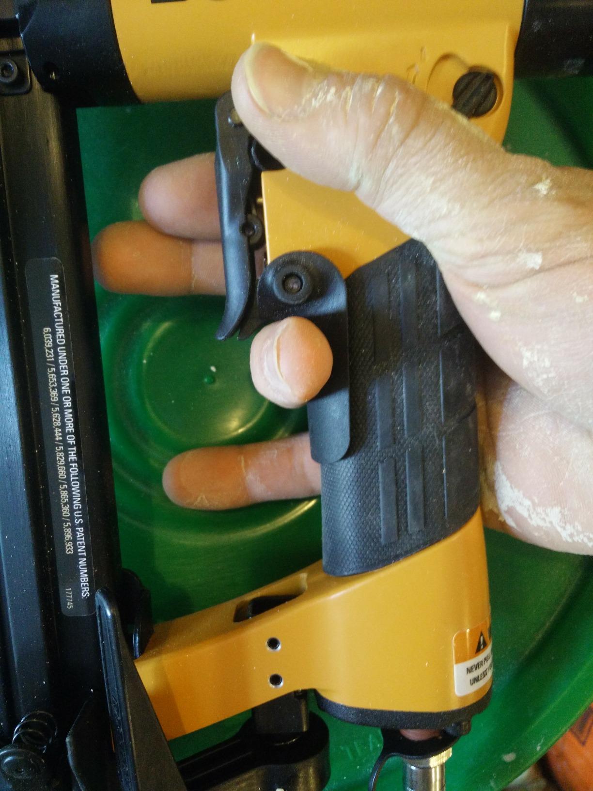 Bostitch 23 Ga Headless Pin Nailer Kit customer photo 2