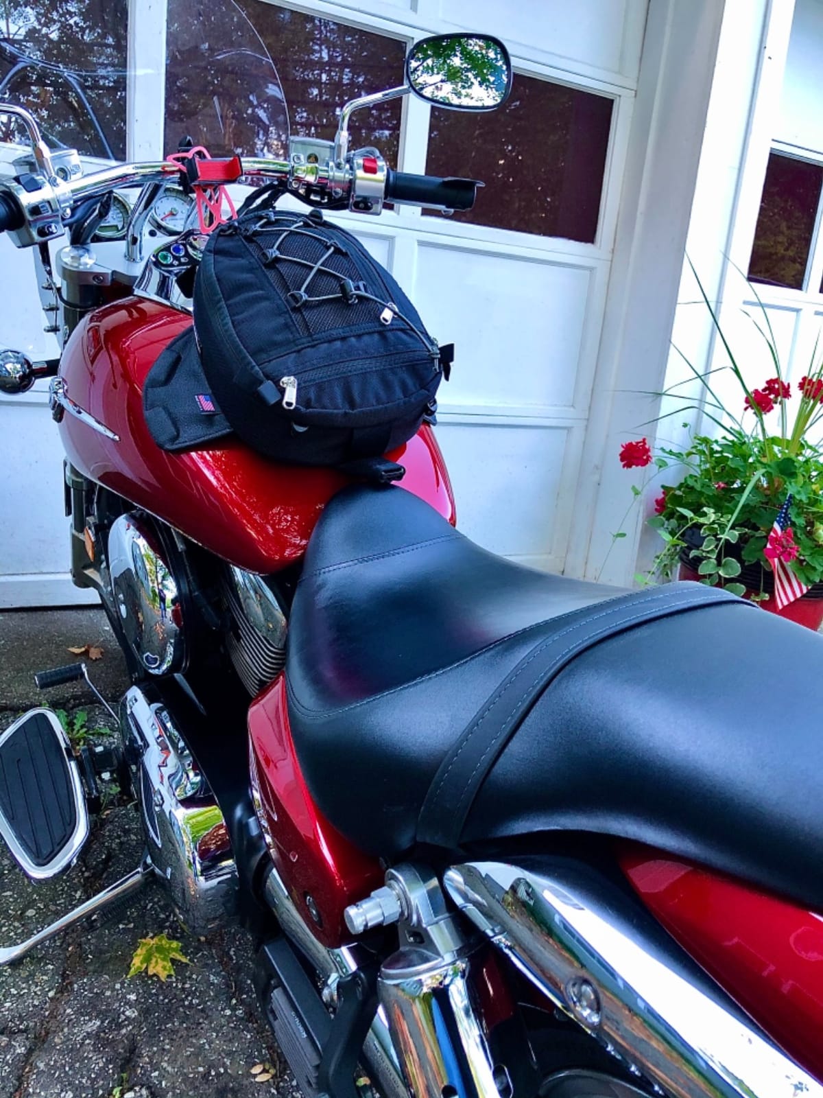 Chase Harper USA 450 Magnetic Tank Bag, Water-Resistant, Tear-Resistant, Industrial Grade Ballistic Nylon with Anti-Scratch Rubberized Polymer Bottom, Strong Neodymium Magnets - Black customer photo 2