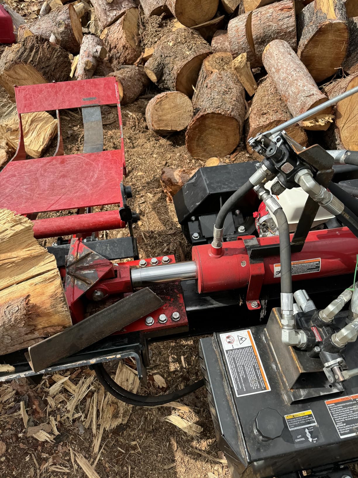 NorthStar Horizontal/Vertical Log Wood Splitter - 37-Ton, 270cc Honda GX270 Engine customer photo 1