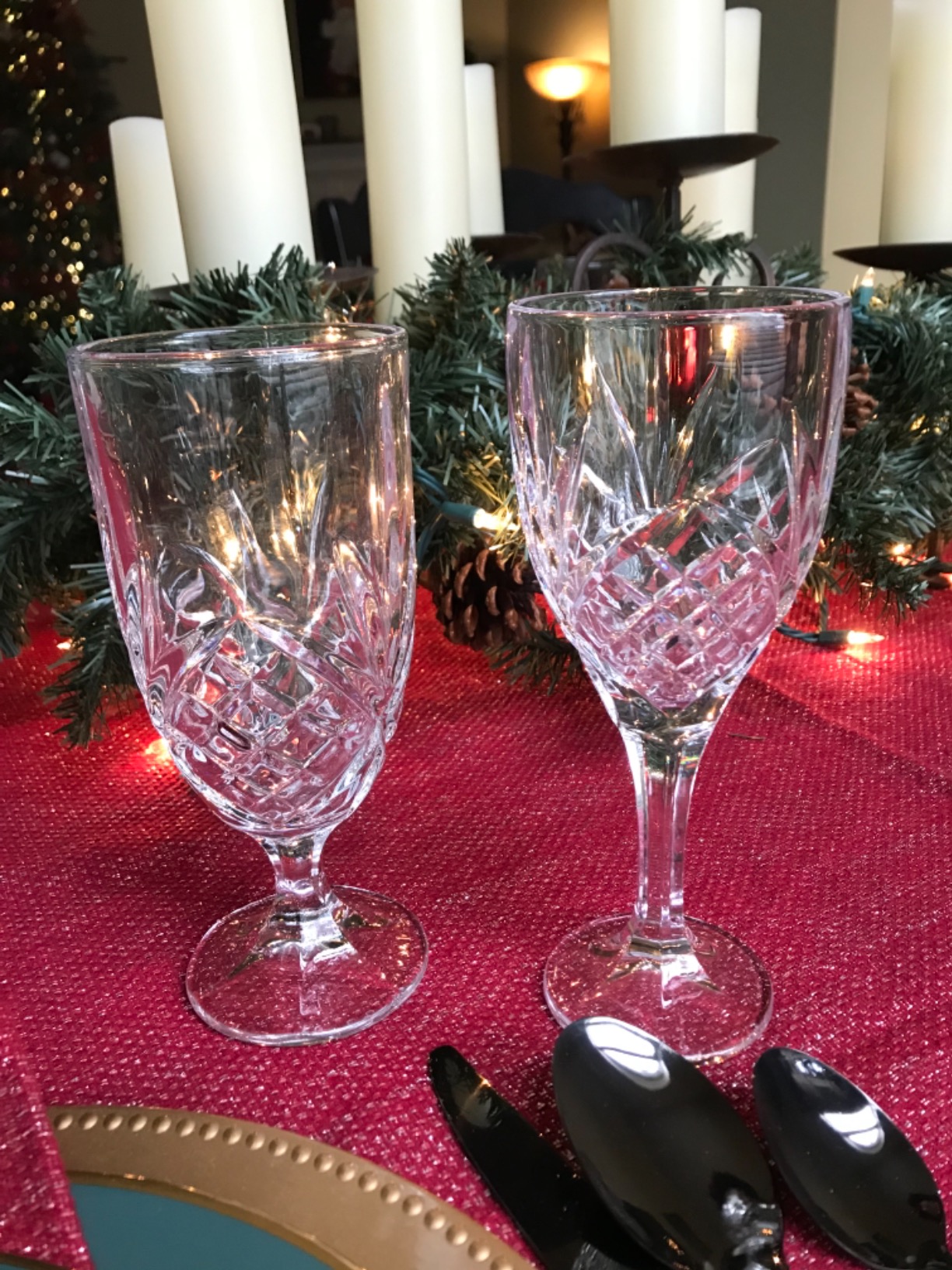 Godinger Dublin Wine Glasses, Stemmed Wine Glass Goblets, Stemmed Drinking Glasses, Glass Cups, Barware & Drinkware, 10oz Set of 4 customer photo 2