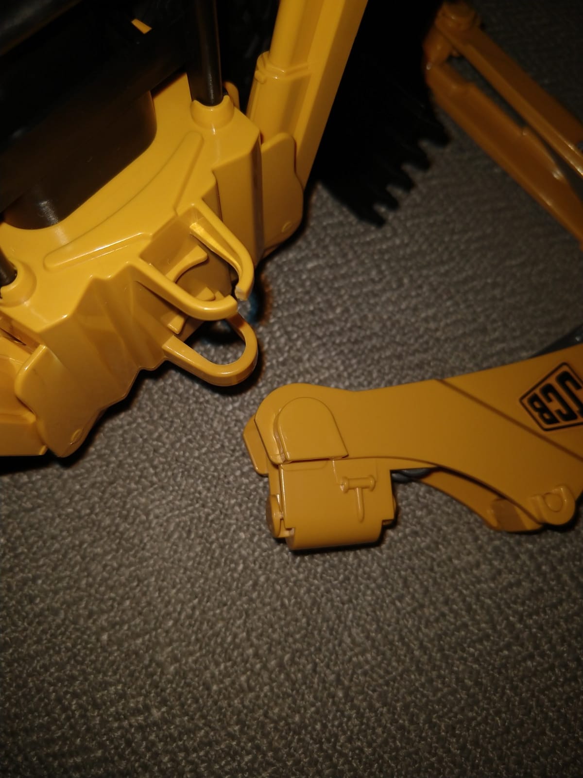 Bruder 02427 JCB Midi CX Loader Backhoe customer photo 2