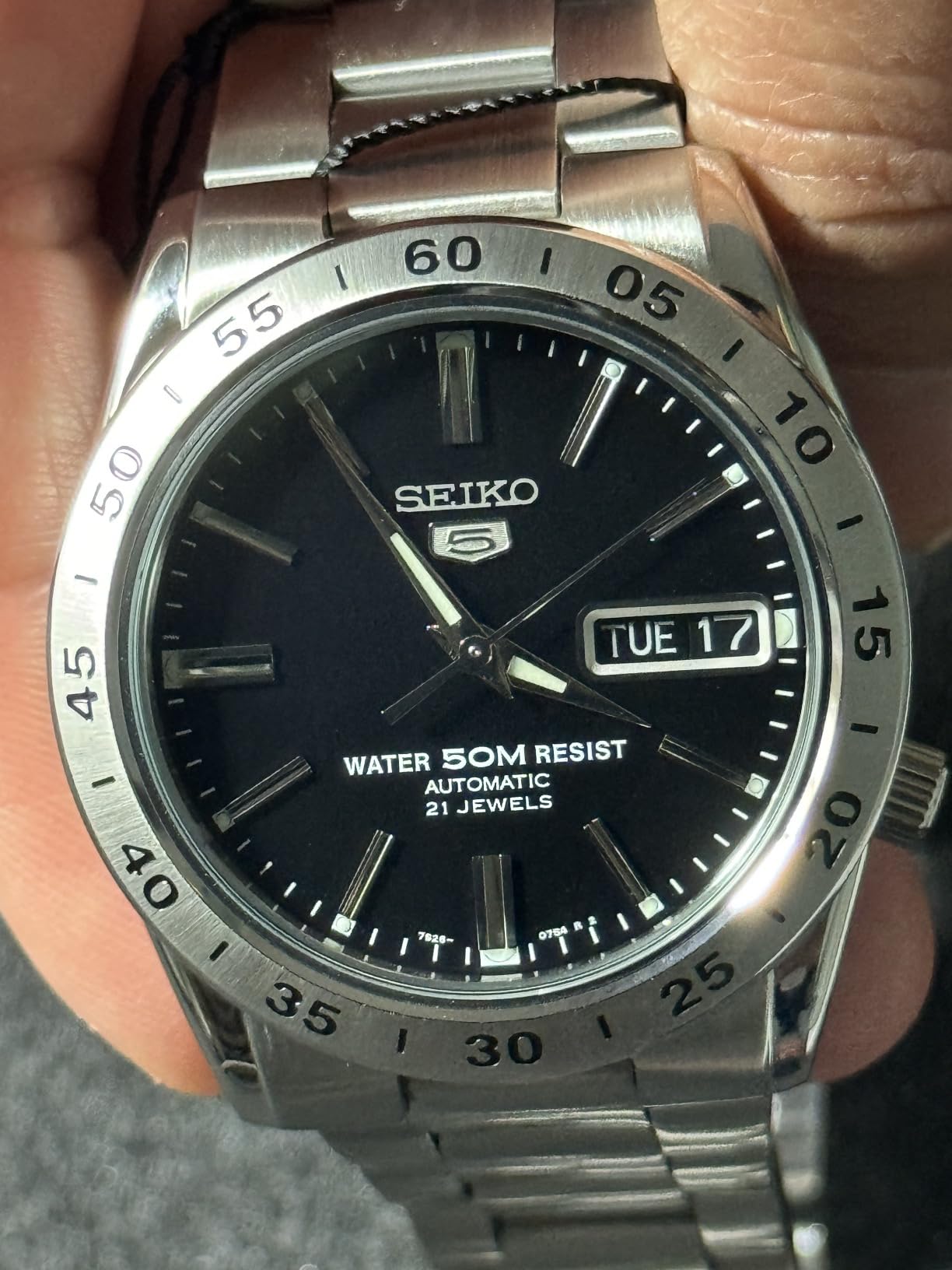 Seiko Men's Analogue Automatic Watch with Stainless Steel Bracelet - SNKE01K1, Black/Silver customer photo 1