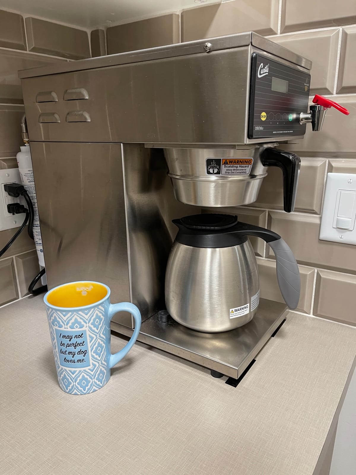 Wilbur Curtis G3 Thermal Decanter Brewer 64 Oz Single Low Profile Thermal Carafe Coffee Brewer - Commercial Airpot Coffee Brewer - D60GT12A000 (Each) customer photo 1