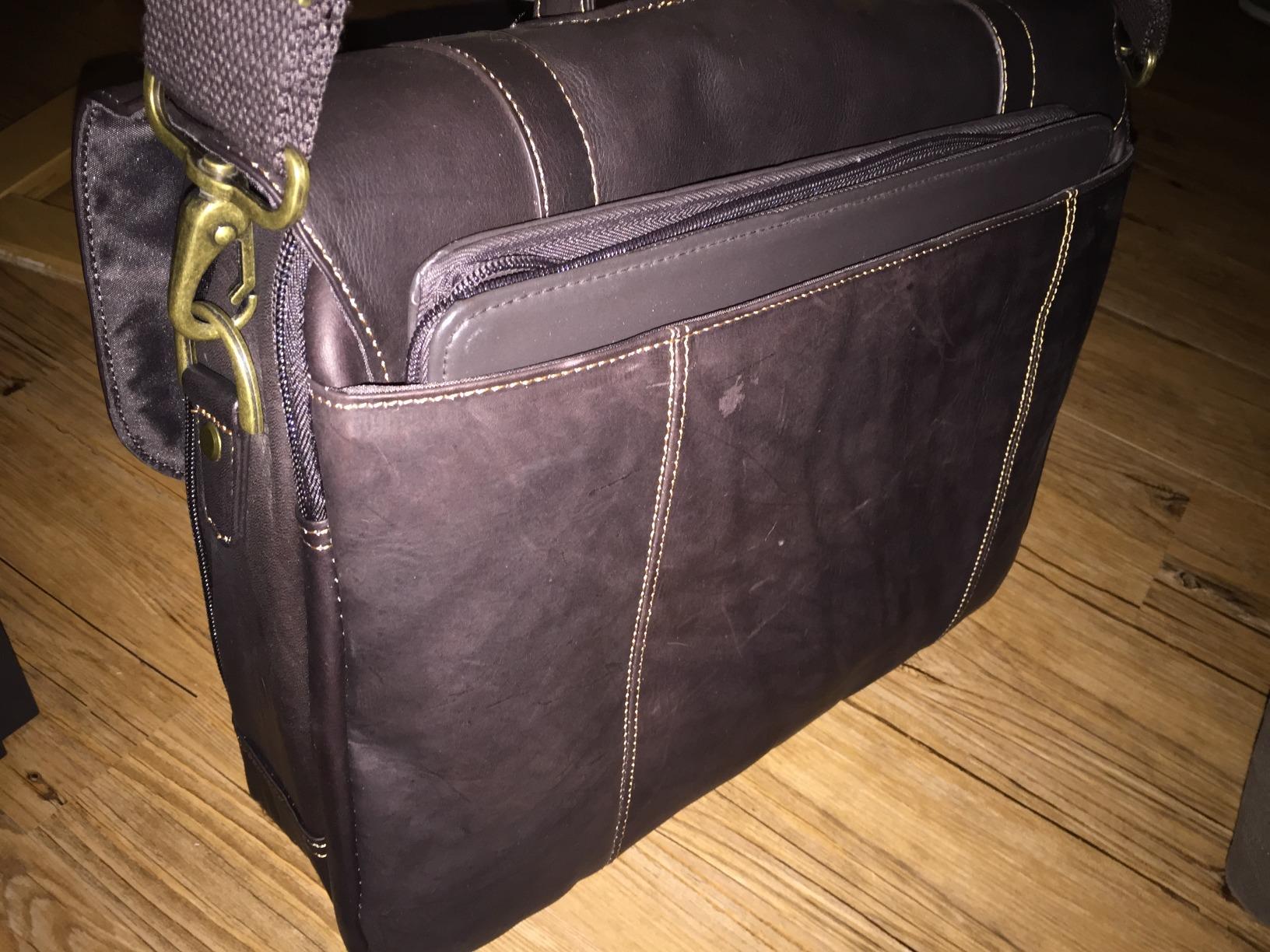 Samsonite Unisex - Adult Columbian Leather Flapover Case customer photo 1
