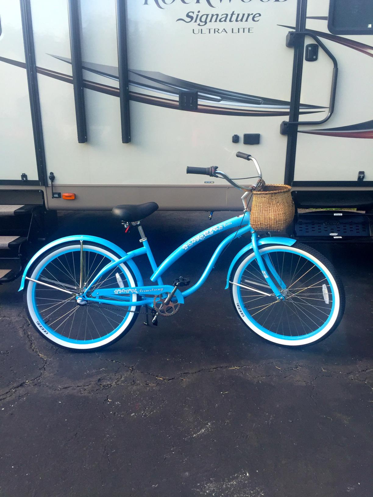 Firmstrong Bella Classic Beach Cruiser Bicycle customer photo 2