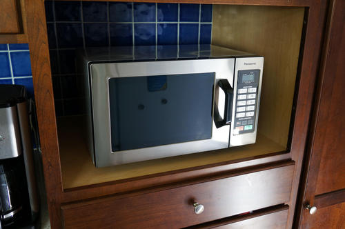 Panasonic NE-1054F Compact Light-Duty Countertop Commercial Microwave Oven with 10 Programmable Memory and Touch Screen Control, 1000W, 0.8 Cu. Ft, Stainless Steel customer photo 1