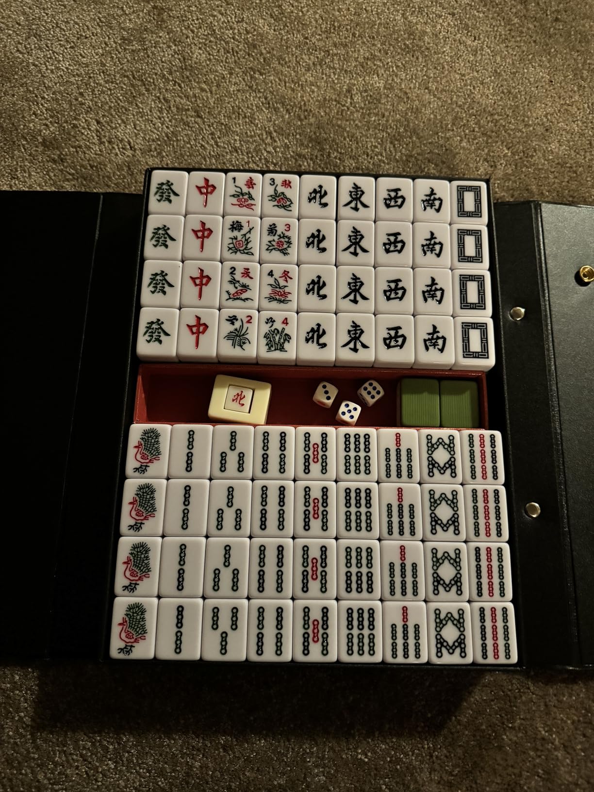 Yellow Mountain Imports YMI Rouge Heritage Chinese Mahjong Set, 146 Tiles | 146 engraved melamine tiles with green bamboo stripe design, red vinyl case, dice, wind indicator, 9.4 lbs. Chinese only. customer photo 1