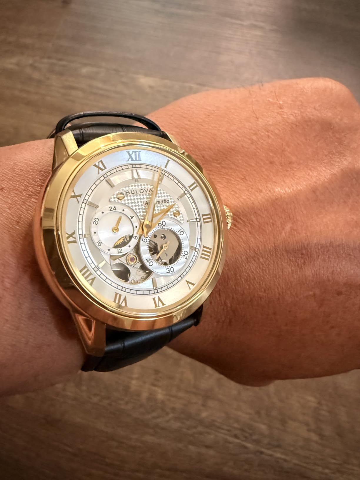 Bulova Men's Classic Sutton 4-Hand Automatic Watch, 24-Hour Sub Dial, Open Aperture, Self-Winding, Exhibition Caseback, Double Curved Mineral Crystal, Luminous Hands, 42mm customer photo 2