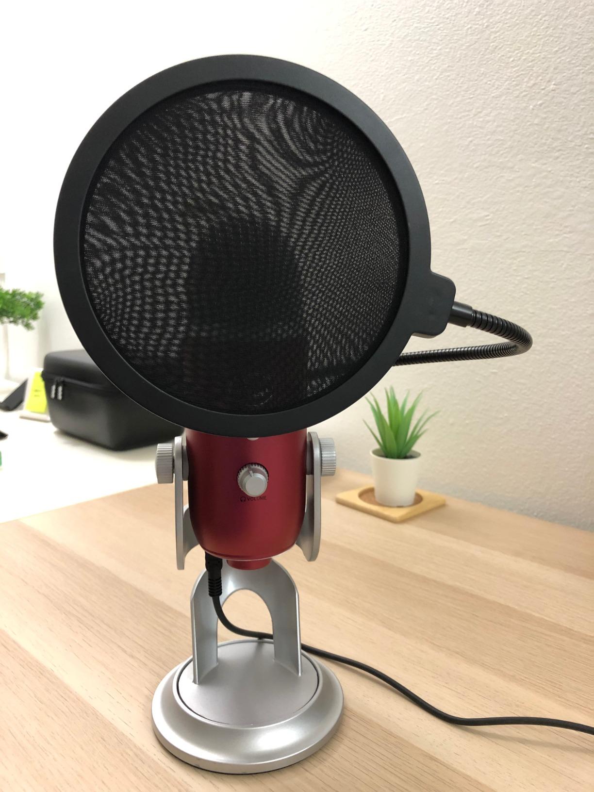 NEEWER Professional Microphone Pop Filter Shield | Compatible with Blue Yeti and Other Mic, Dual Layered Wind Pop Screen, Flexible 360 Degree Gooseneck Clip, Stabilizing Arm customer photo 1