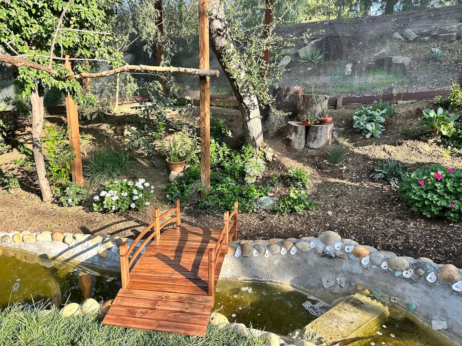 Shine Company 4980N 4 Ft. Cedar Wood Garden Bridge with Side Rails, Natural customer photo 1