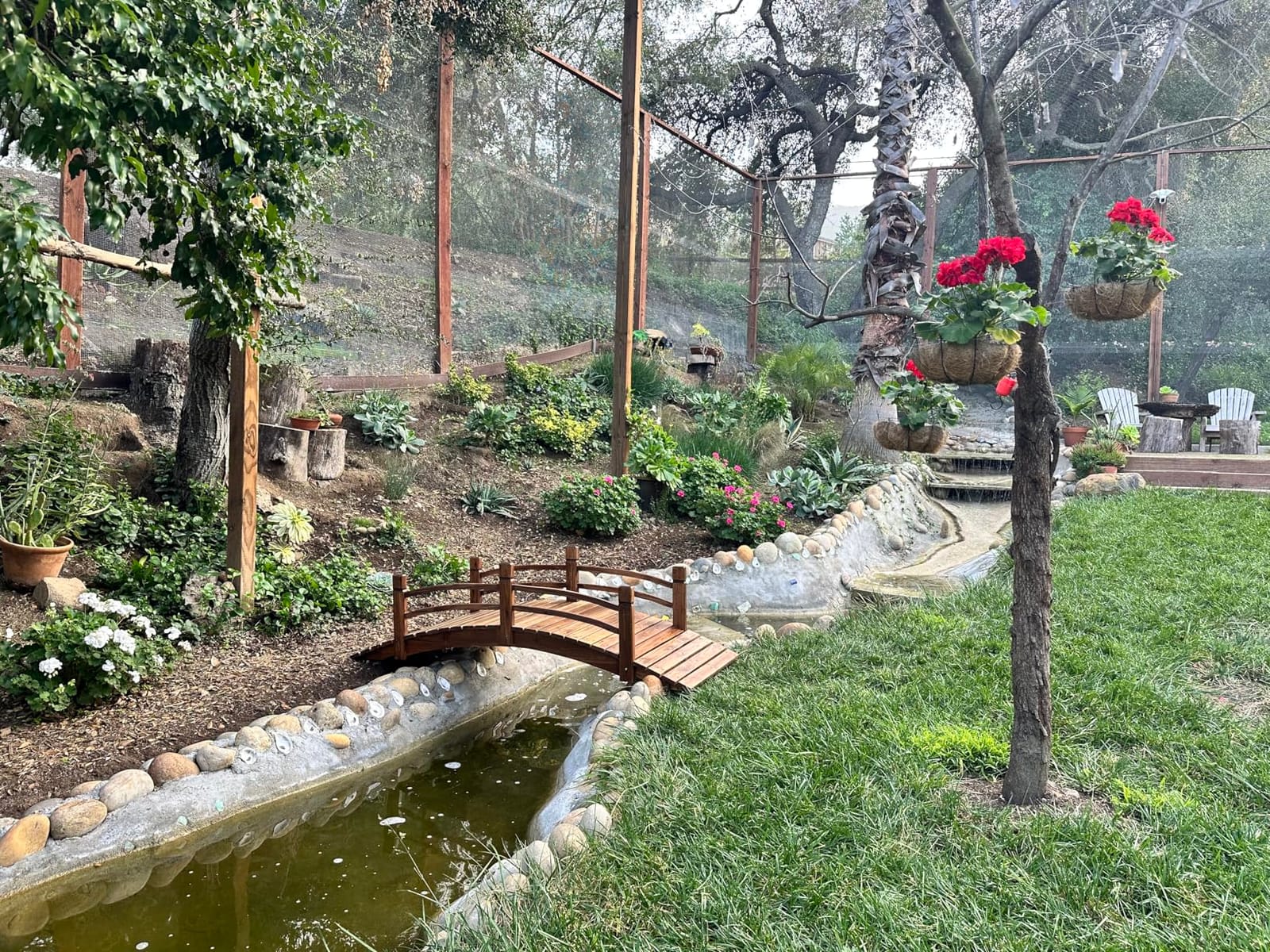 Shine Company 4980N 4 Ft. Cedar Wood Garden Bridge with Side Rails, Natural customer photo 2