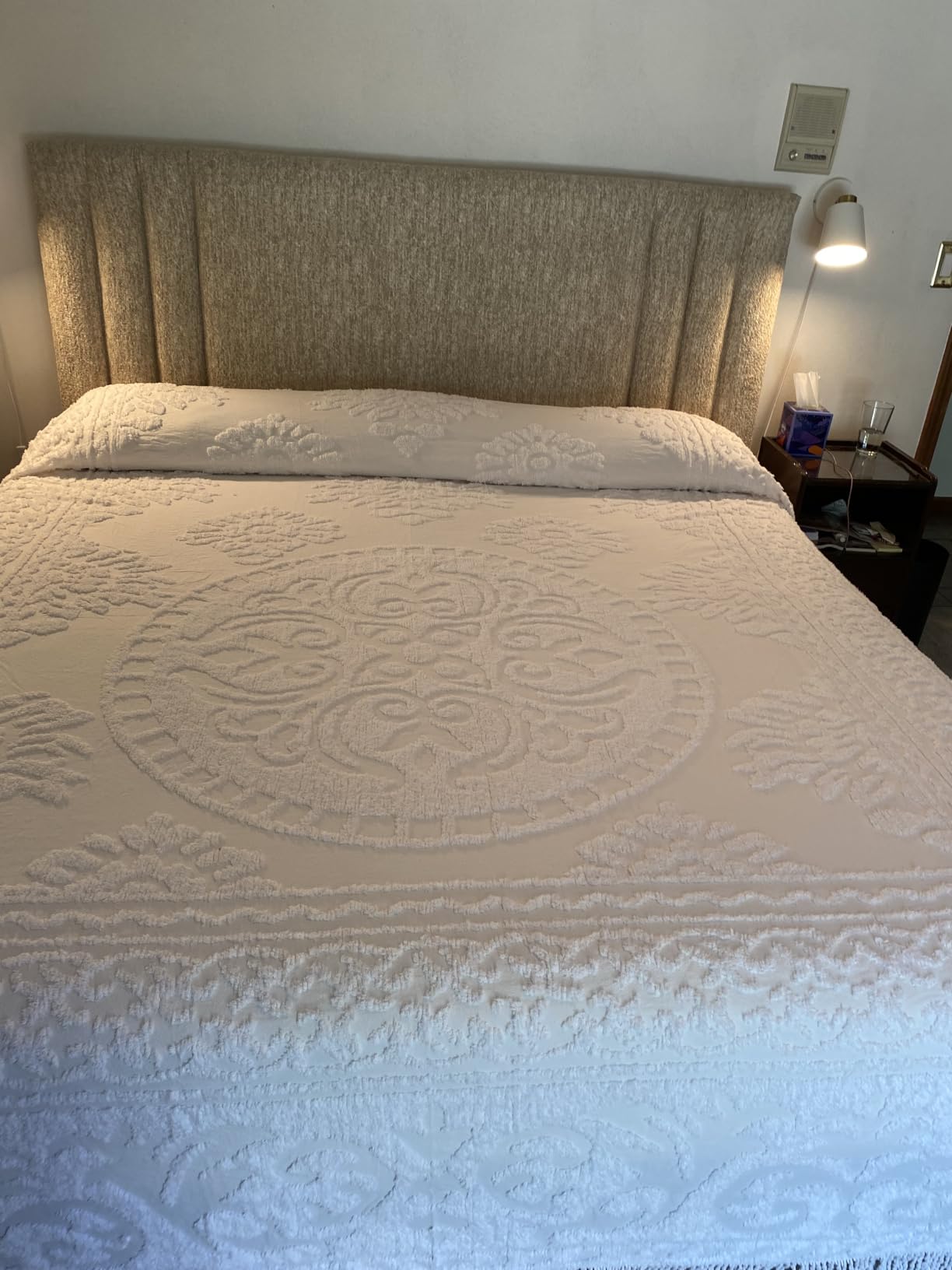 Beatrice Home Fashions Medallion Queen Cotton Chenille Bedspread, Ivory | Vintage tufted lightweight soft, cozy plush 100% cotton bedspread with fringed hem and large centered medallion design customer photo 1