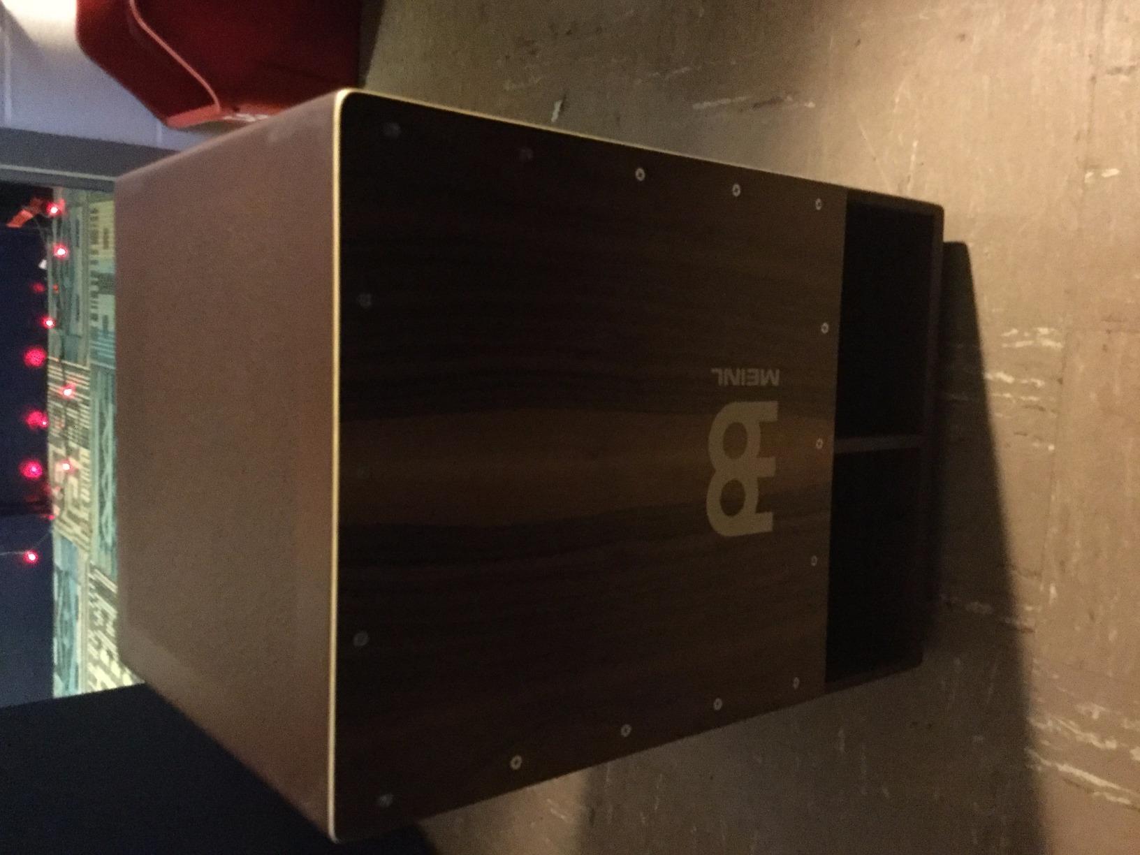 Meinl Percussion SUBCAJ5WN Jumbo Bass Subwoofer Cajon with Internal Snares, Walnut customer photo 2