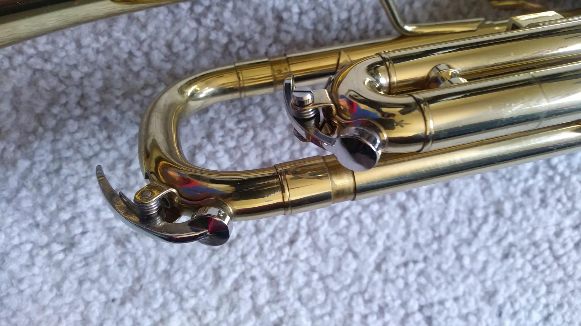 Mendini By Cecilio Bb Standard Trumpet Set for Beginners - Gold | Brass Trumpet Instrument with Hard Case, 7C Mouthpiece, Valve Oil, Cleaning Cloth & Maintenance Kit & Gloves customer photo 1