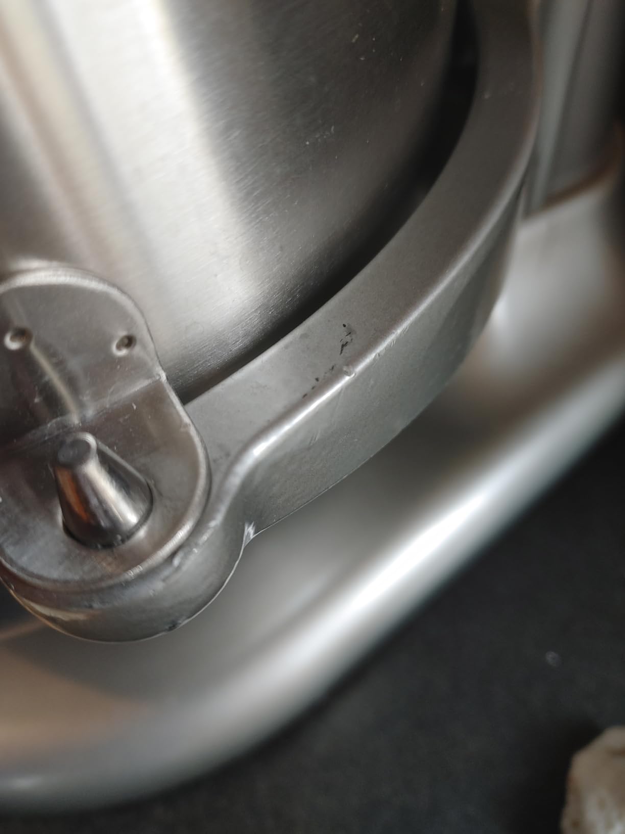 KitchenAid Commercial Series 8 Quart Bowl-Lift Stand Mixer with Stainless Steel Bowl Guard - KSMC895 customer photo 2