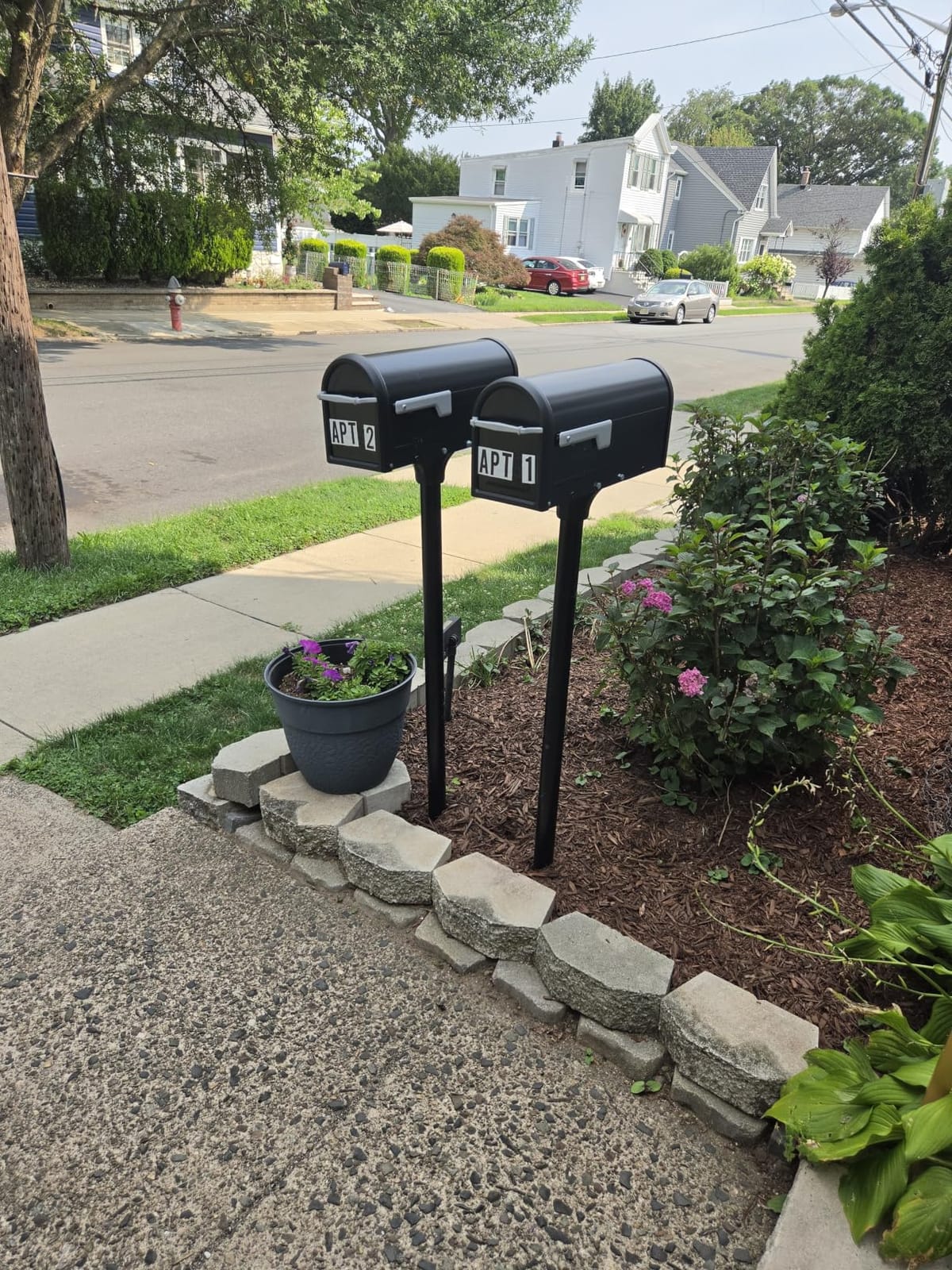 Architectural Mailboxes Chadwick Galvanized Steel Post Mount Mailbox, 8950B-10, Black, Medium Capacity customer photo 1