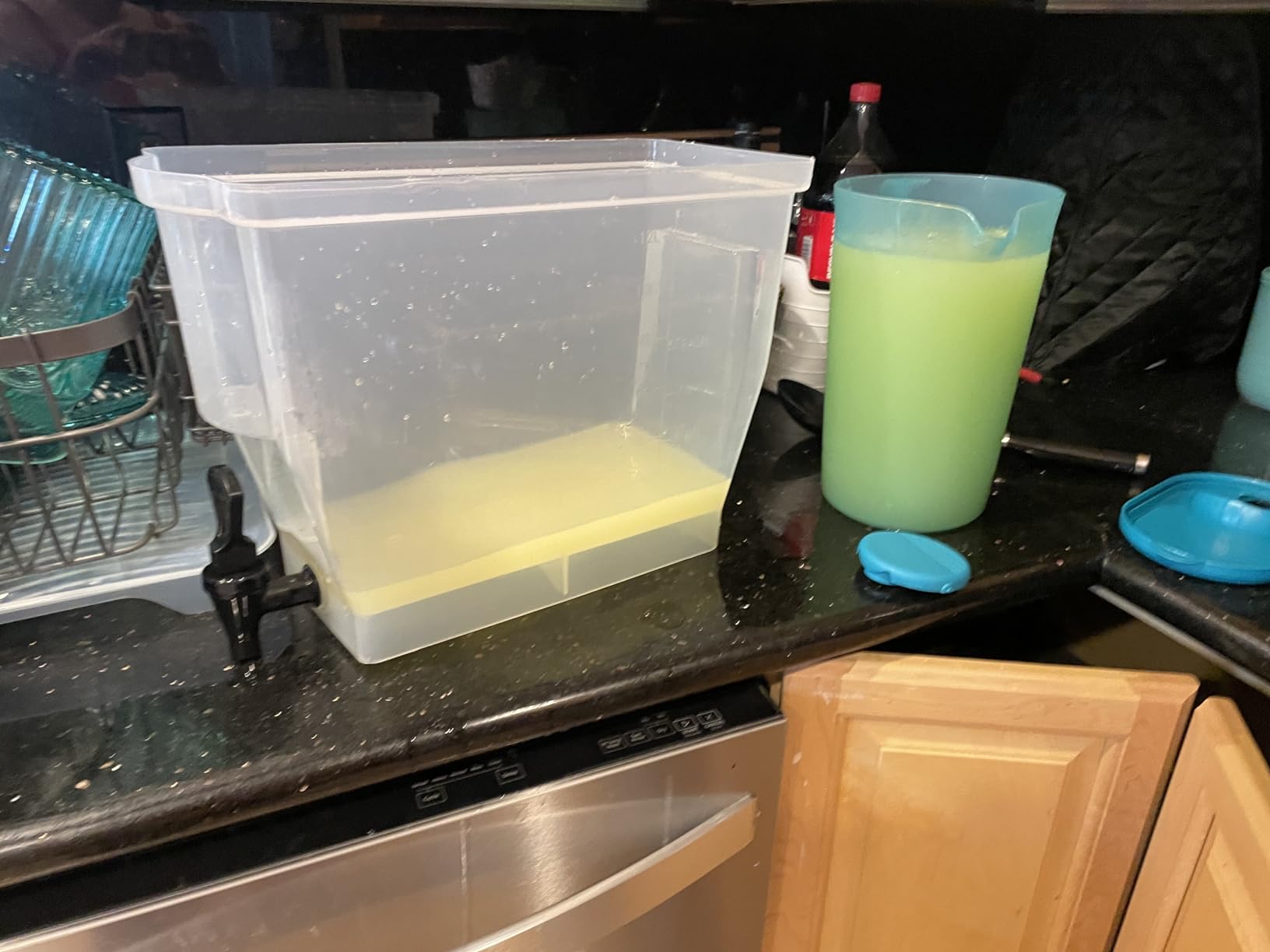 Winco 3 Gallon Slim Plastic Beverage Dispenser with Base | BPA-free, Space-saving design, Drip-free faucet, Great for Water, Tea, Lemonade, Cocktails, Catering and Hotels customer photo 1